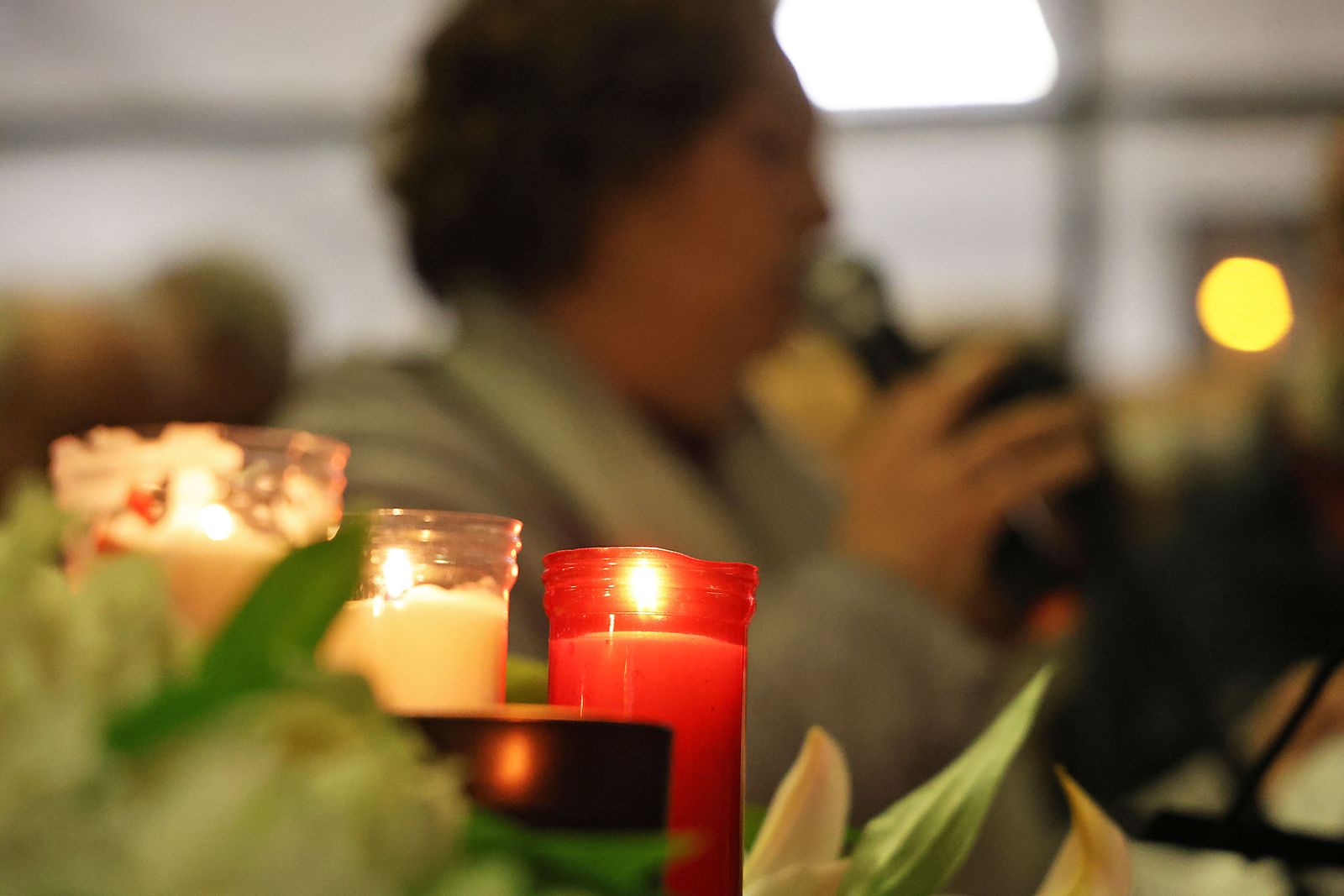 Las fotografías de la vigilia por los fallecidos en el accidente de tren  de Adamuz