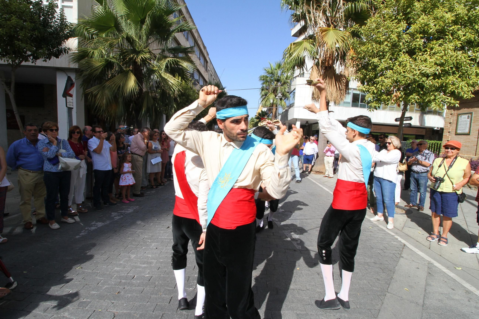 Imágenes del desfile Iberoamericano de bailes.