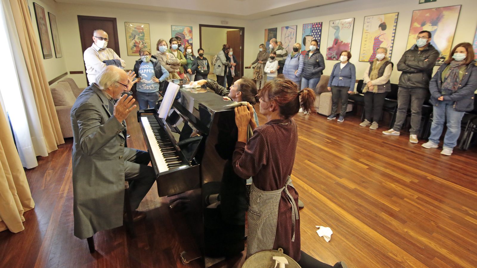 Imágenes de las visitas teatralizadas al teatro Villamarta