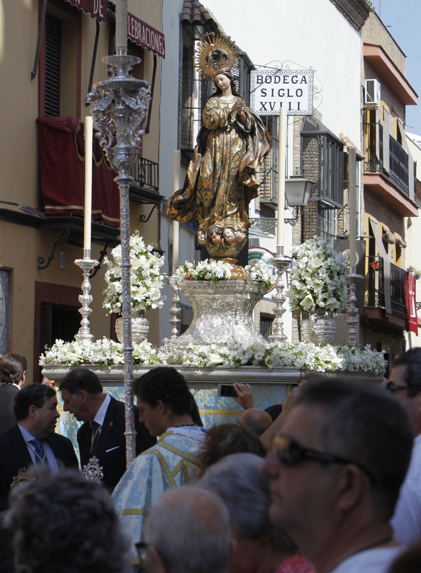 Imágenes del Corpus de Triana y de la Iglesia de la Magdalena