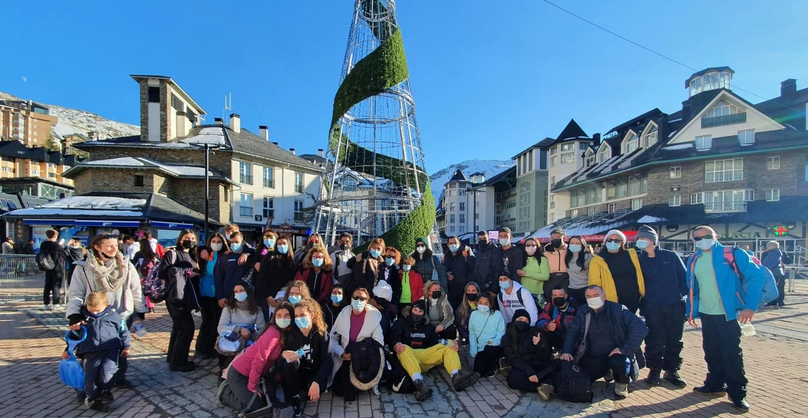 Vecinos de Almuñécar participaron en un viaje a Sierra Nevada