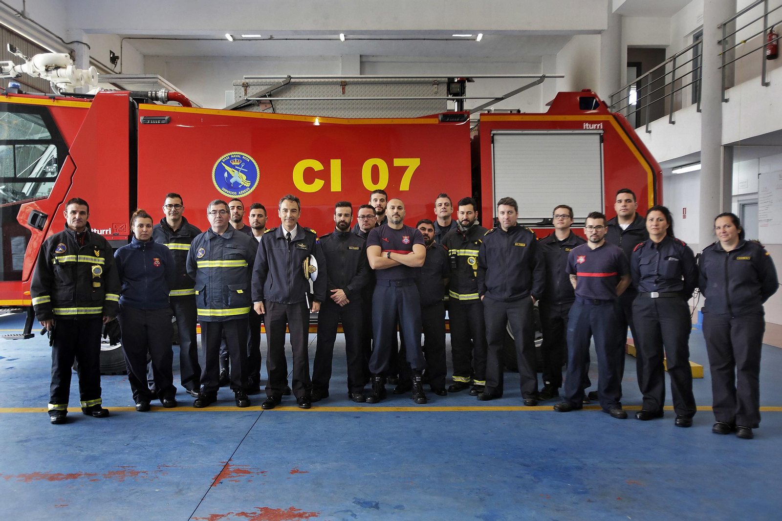 Así se preparan los bomberos de la Base de Rota
