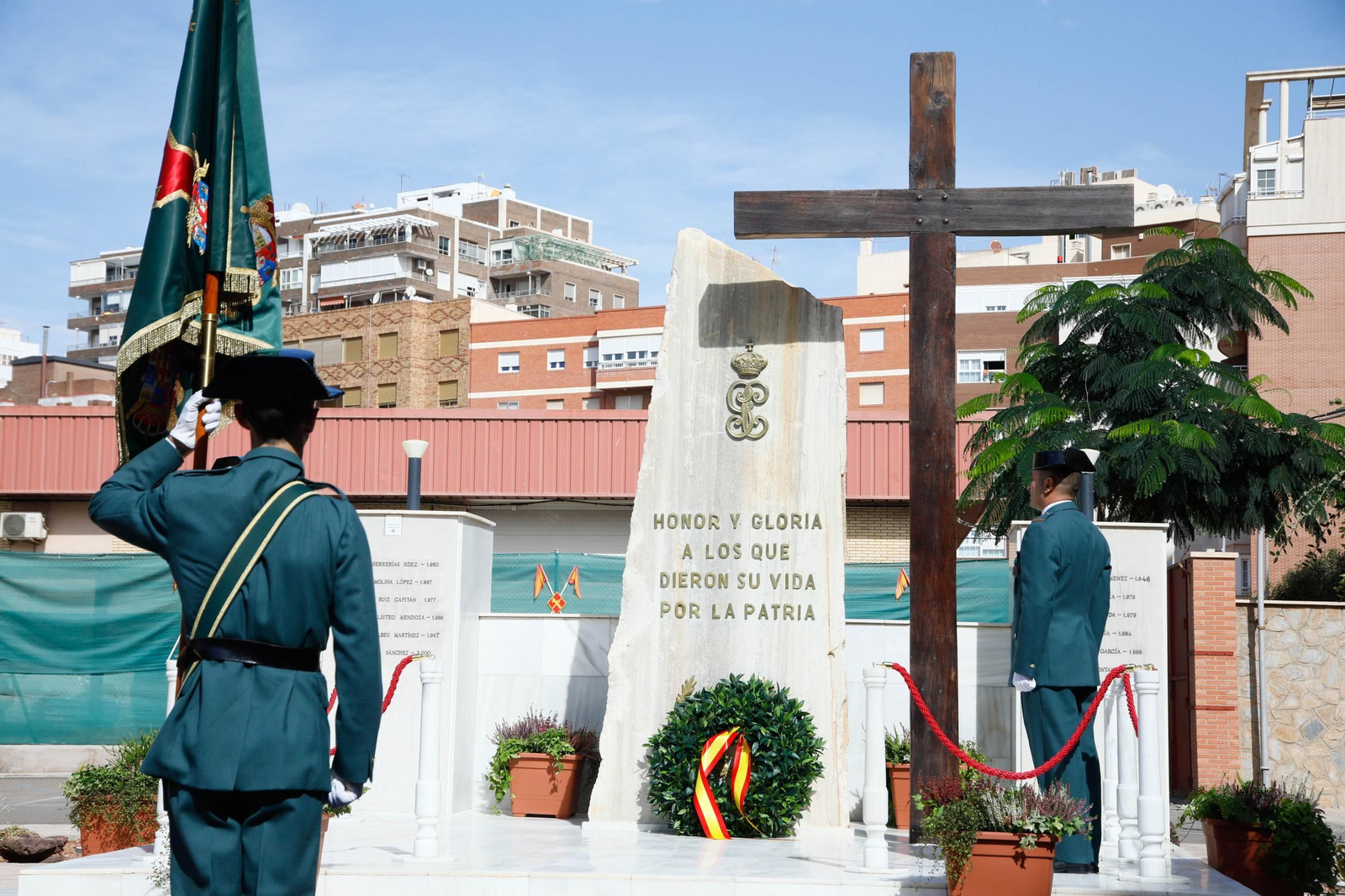 Los actos de la Guardia Civil en honor a la Virgen del Pilar, en imágenes