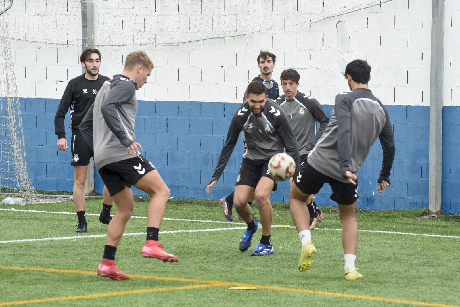 Las fotos del entrenamiento de la Balona previo a su vuelta a la competición en Castilleja