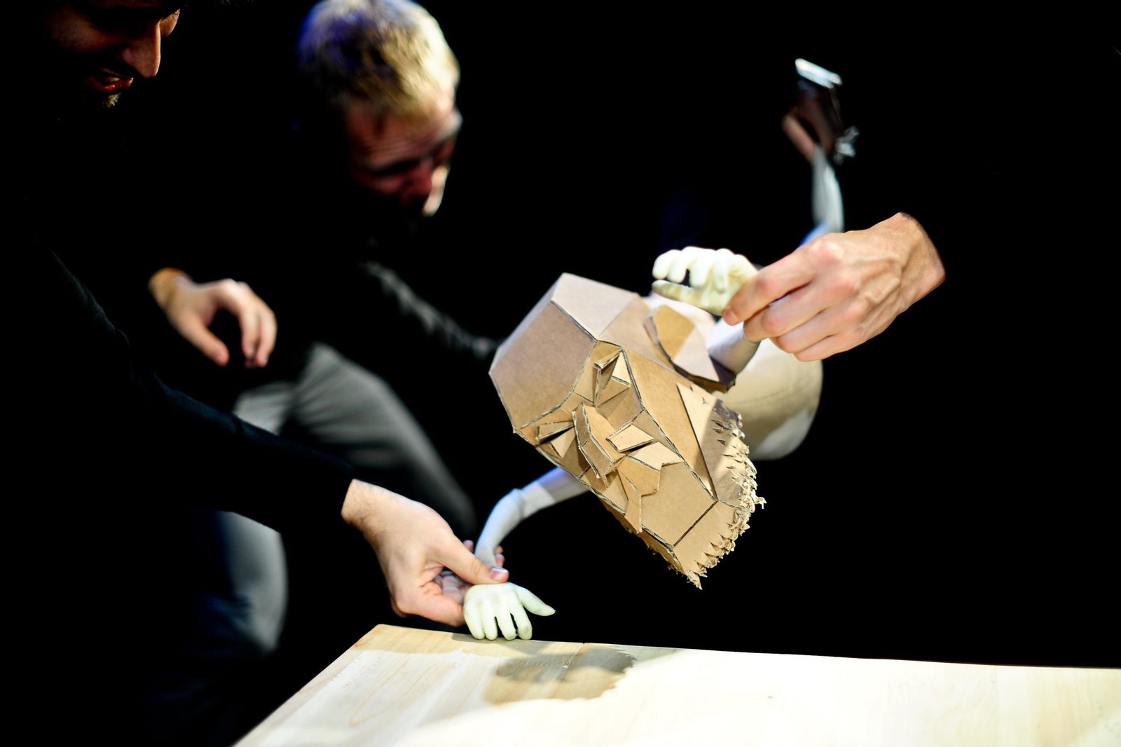 Los títeres recuerdan a Lorca