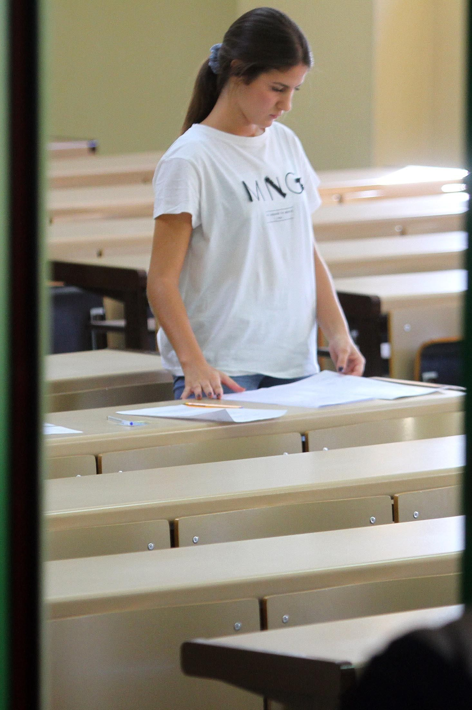 Pruebas de selectividad en la UHU