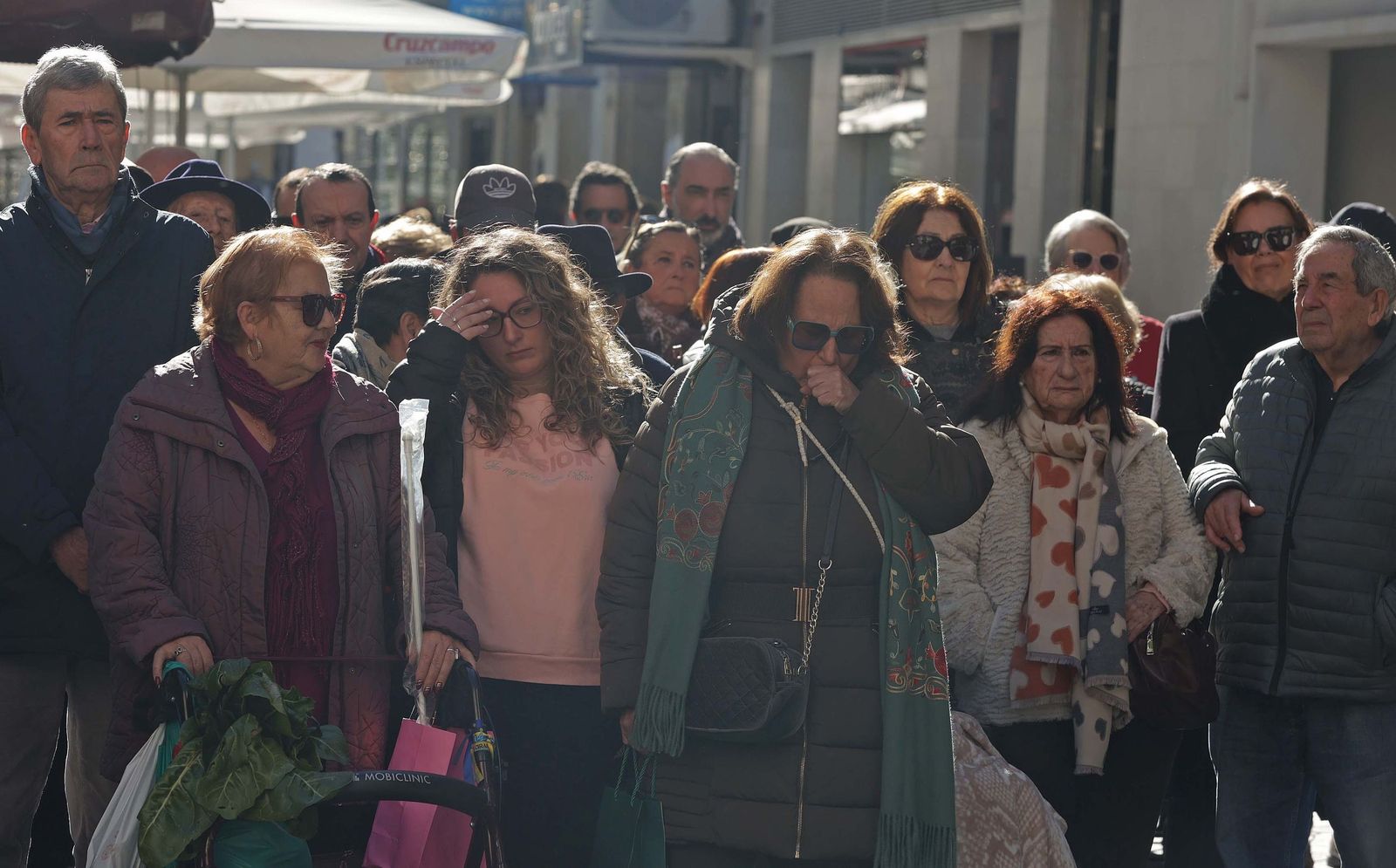 La consternación en Algeciras por la tragedia ferroviaria de Adamuz, en imágenes