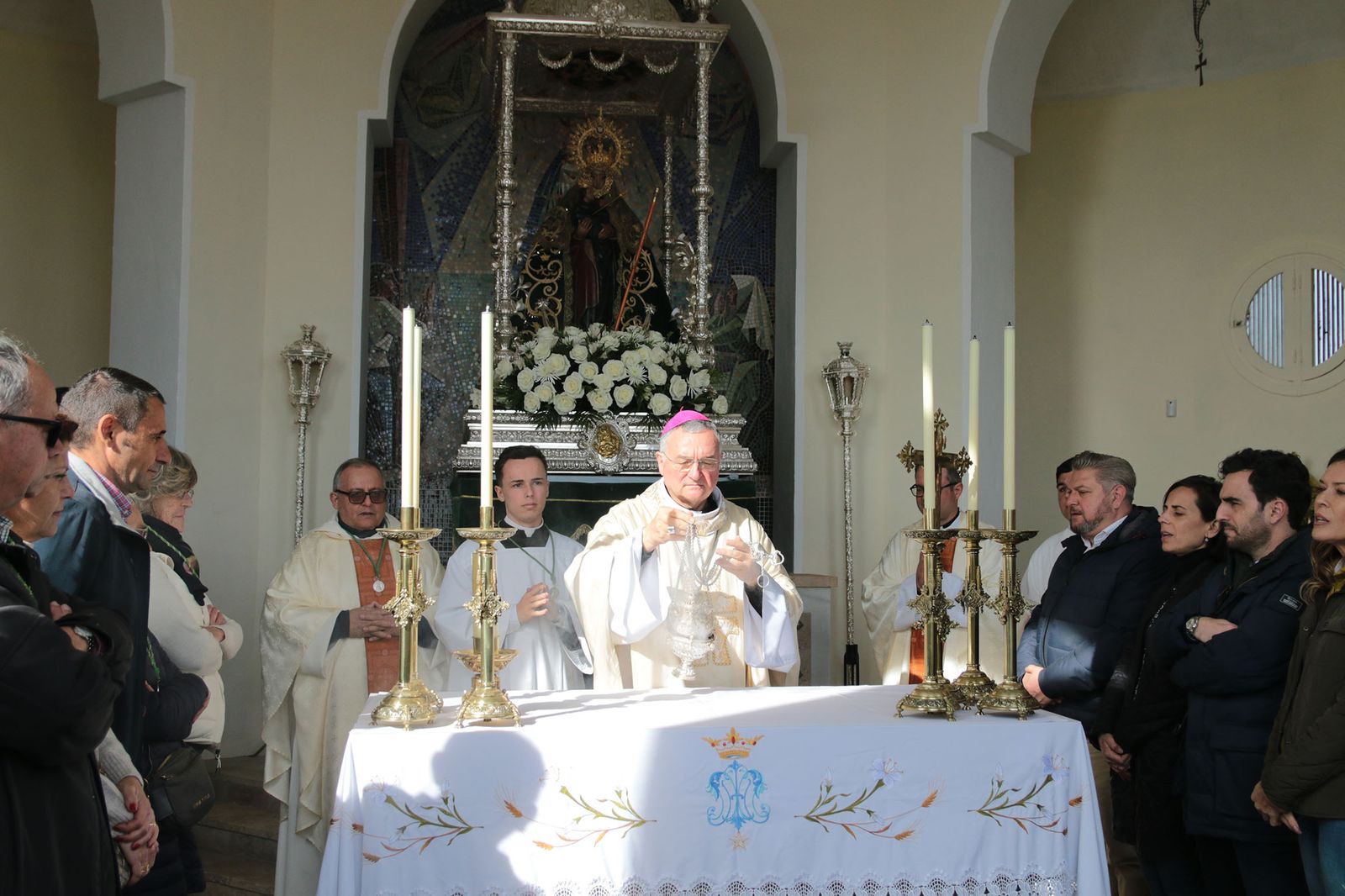 Miles de almerienses acuden a Torregarcía en la Romería de la Virgen del Mar