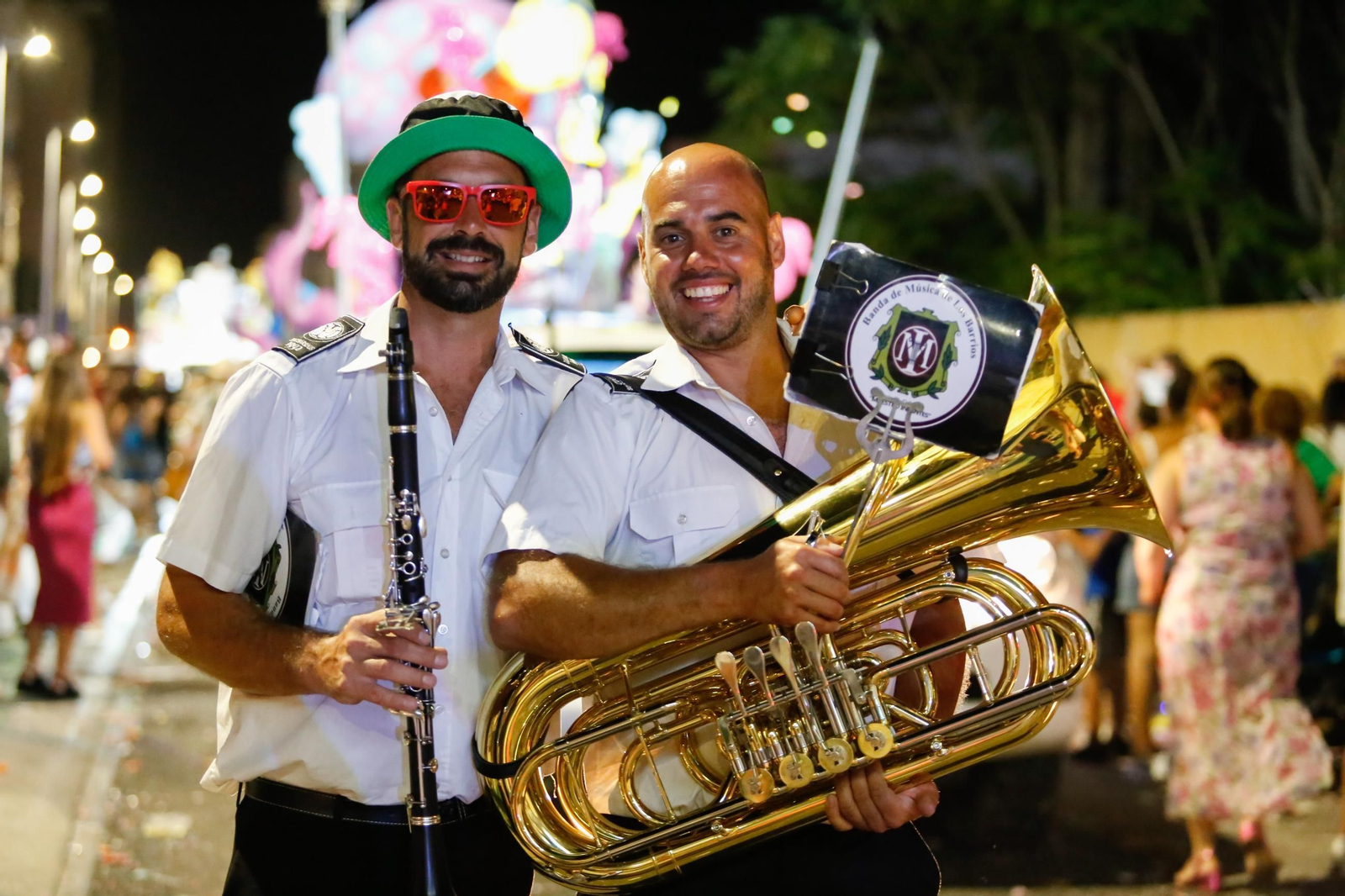 Búscate en las fotos de la cabalgata de la Feria de La Línea
