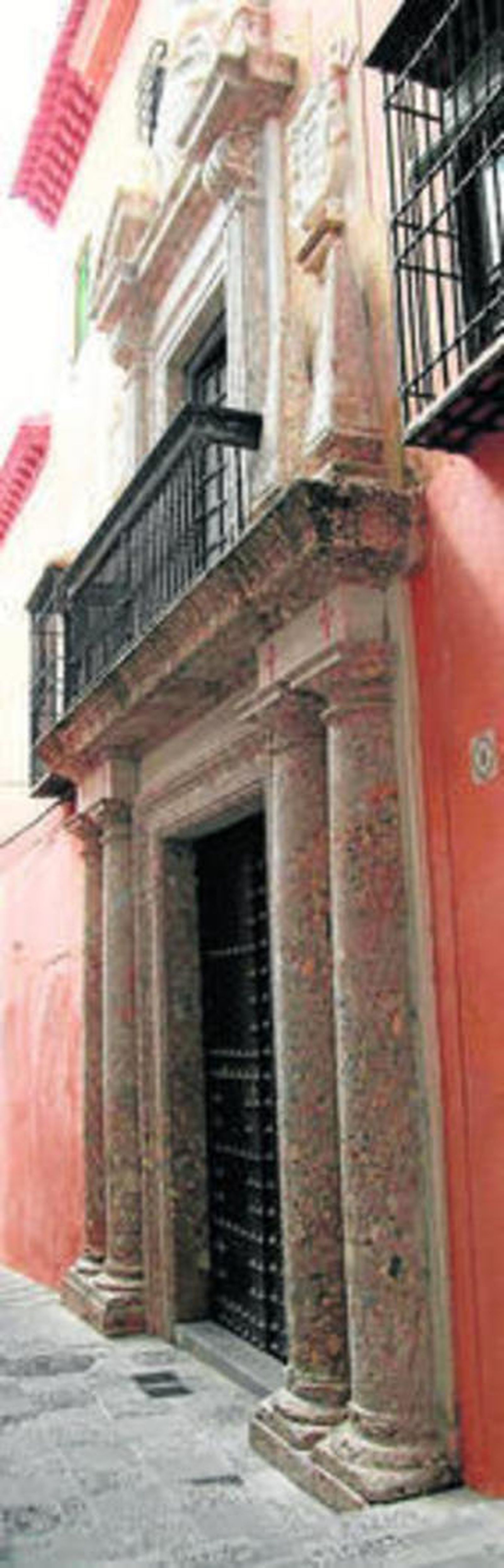 Fachada de la Casa Ágreda.