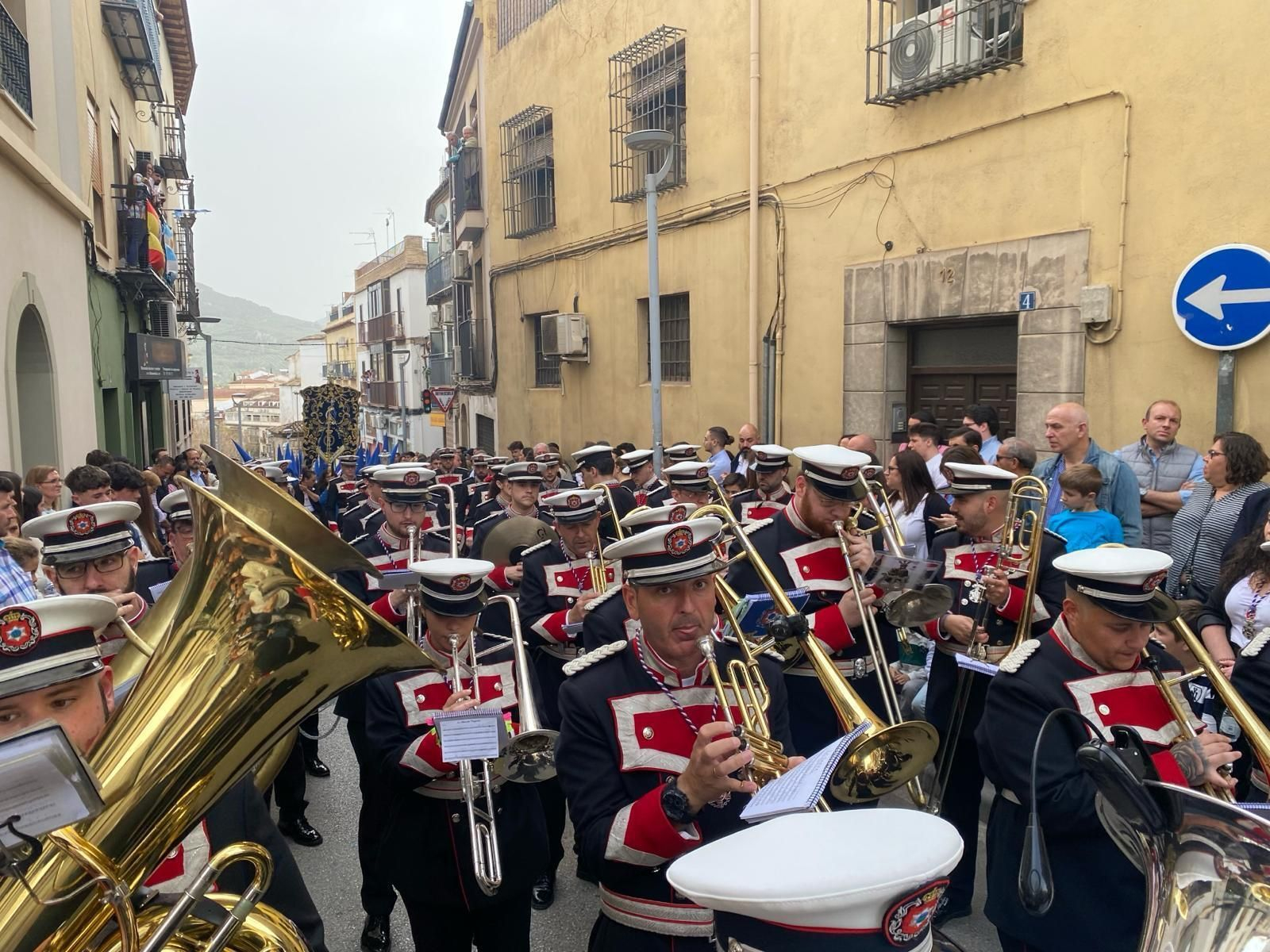 Tarde de Domingo de Ramos con cielos grises
