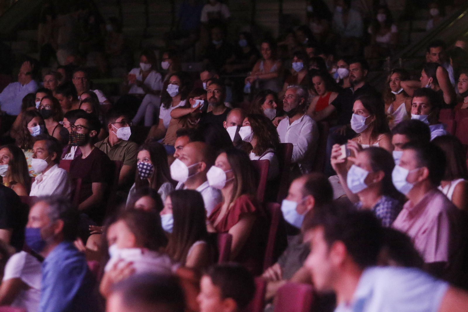 Los conciertos de Sidecars y Yamandu Costa dentro del Festival de la Guitarra de Córdoba, en imágenes