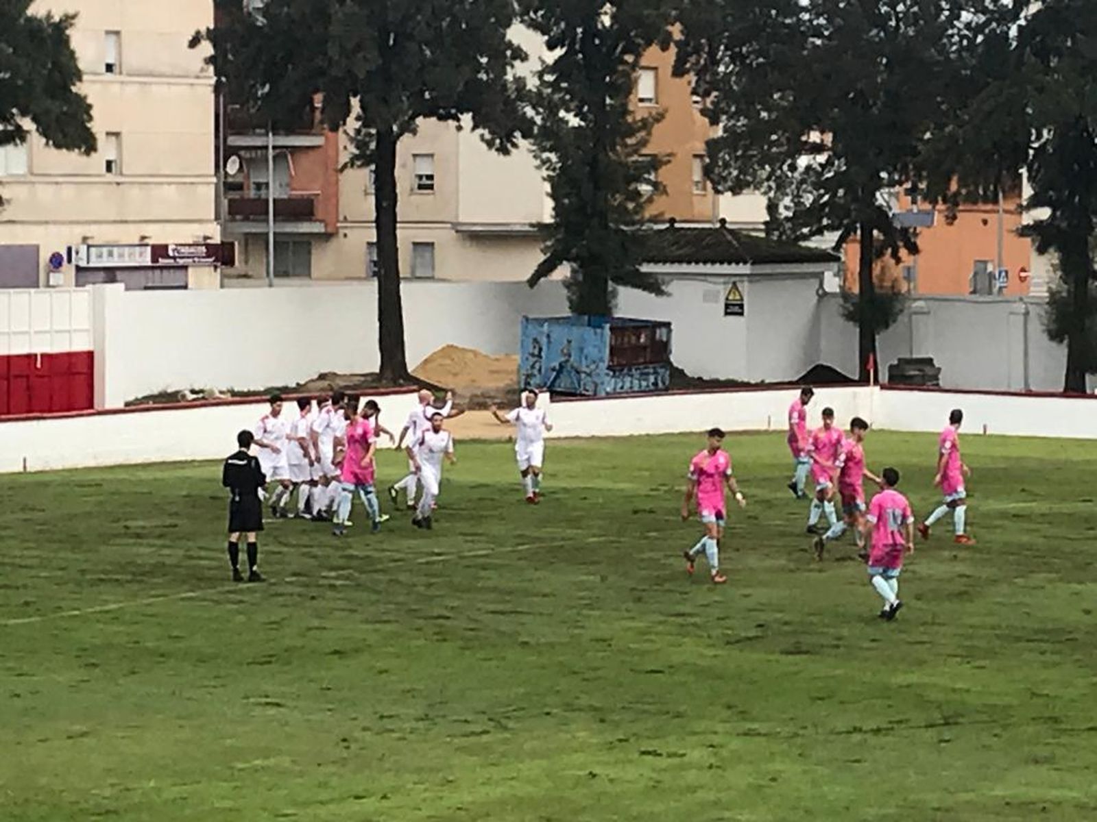 Los chiclaneros celebran el primer gol del partido, obra de Argudo.