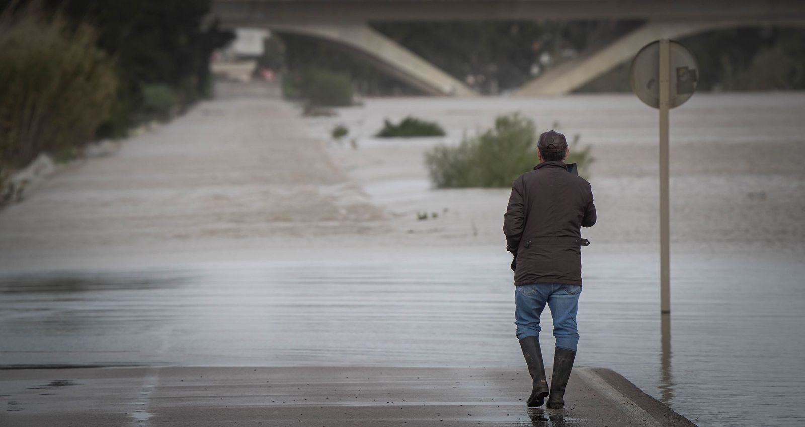 Intensa jornada en las zonas inundadas de Jerez, en imágenes
