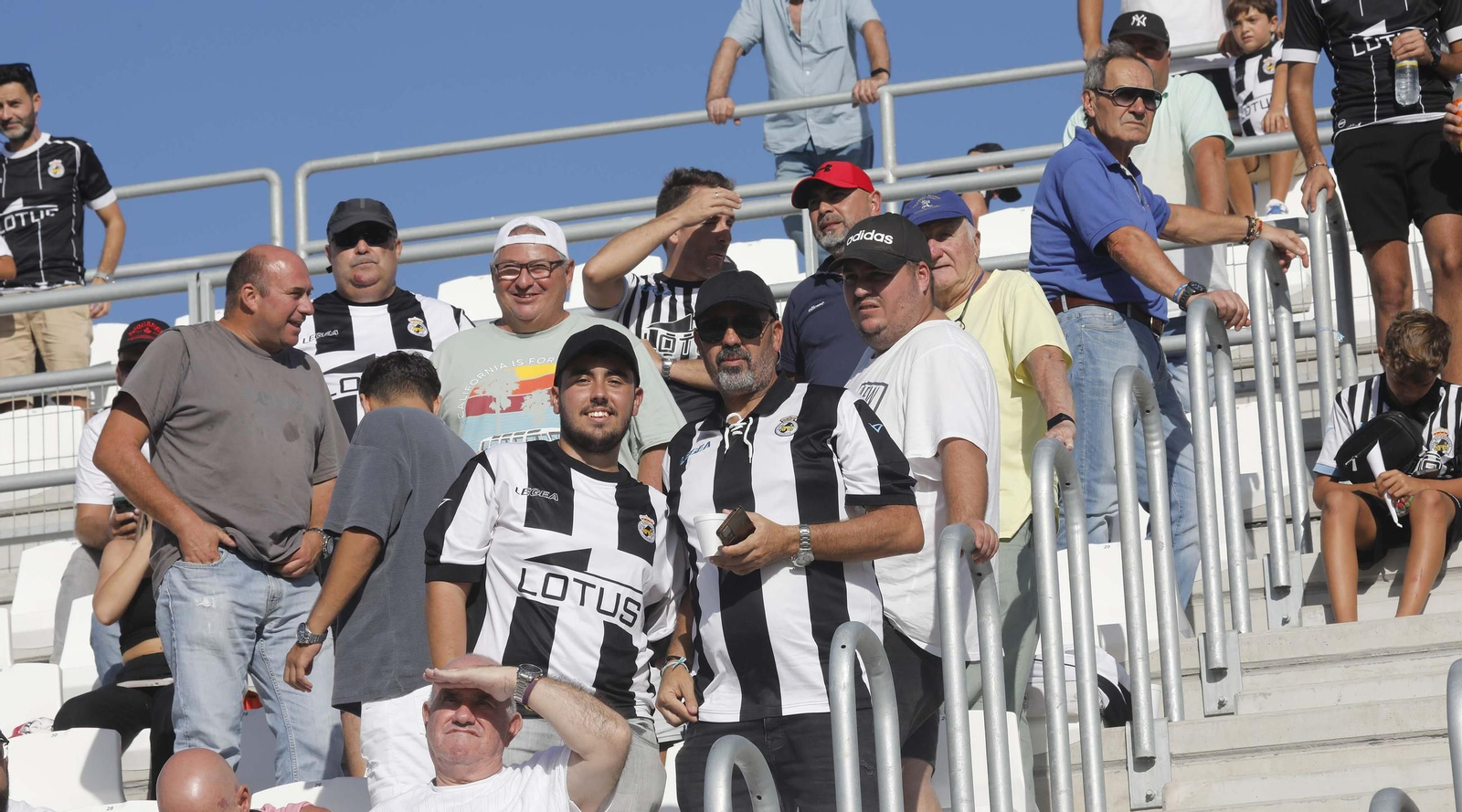 Búscate en el Ciudad de La Línea durante el Balona - Don Benito