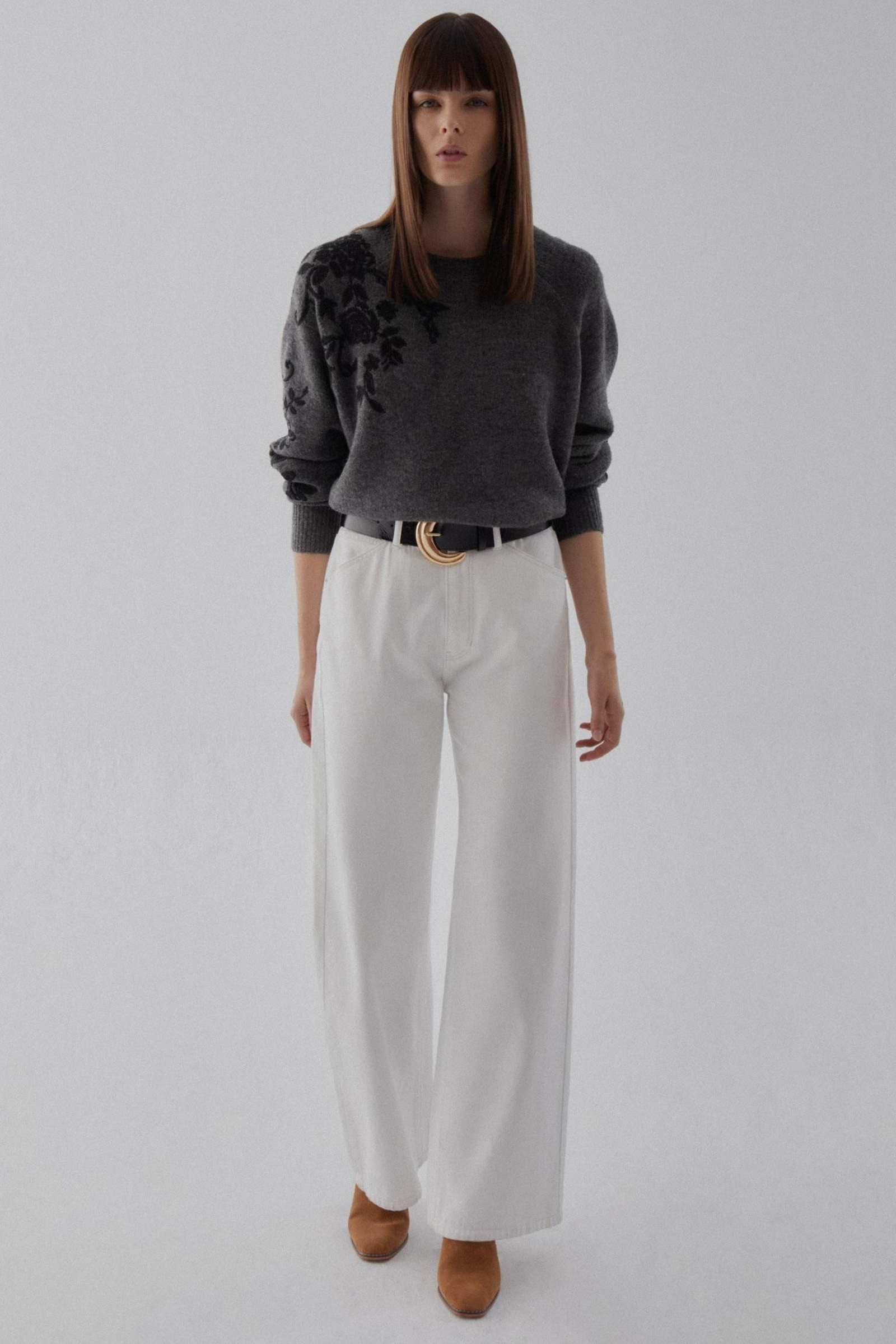 Jersey de punto bordado de Sfera.