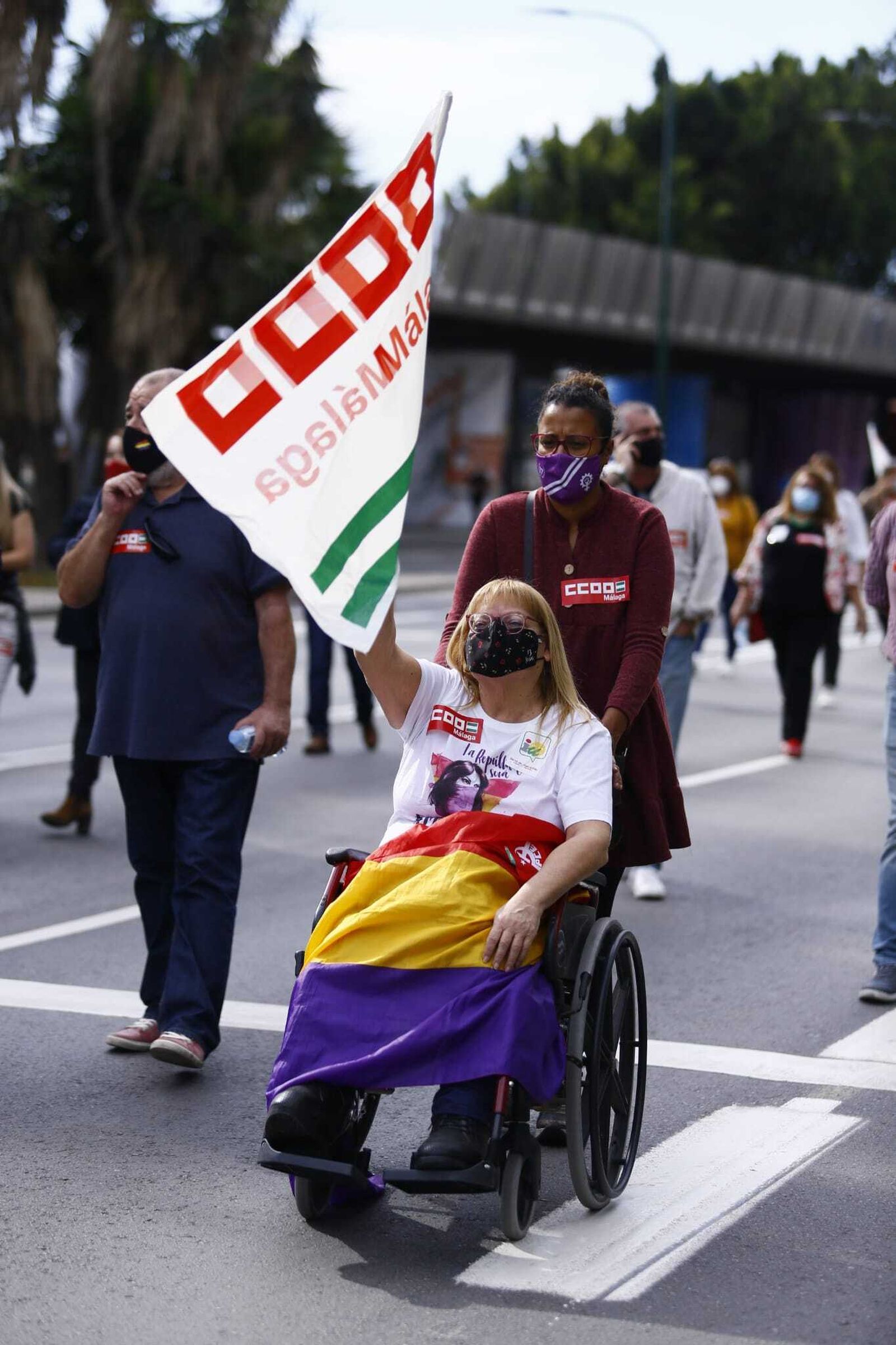 Fotos de la manifestación en Málaga en defensa de la industria local