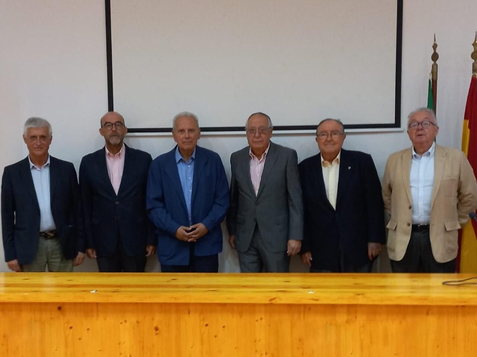 Nueva junta directiva de la Academia de Ciencias, Artes y Letras de Huelva.