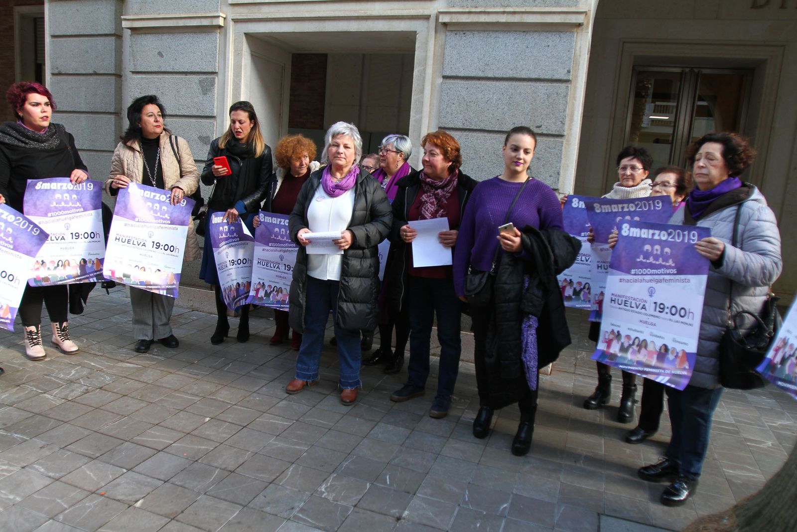 Integrantes del Movimiento Feminista, en la presentación de ayer.