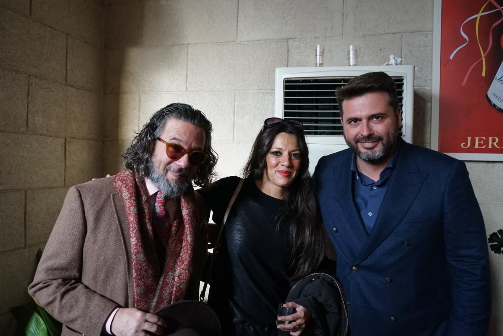 Imágenes de la zambomba de la Peña Buena Gente y Fundador