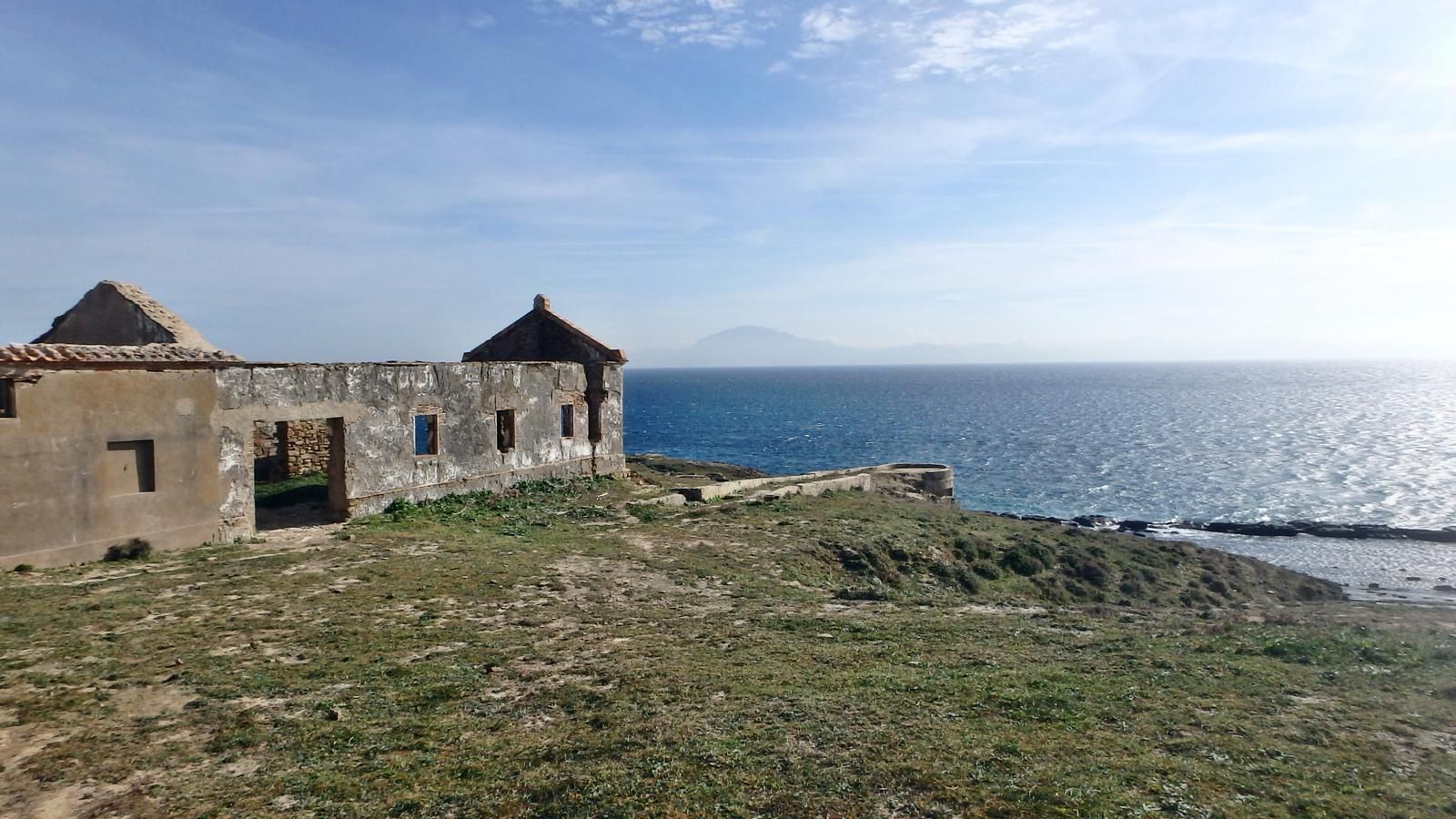 Imagen del cuartel en ruinas.