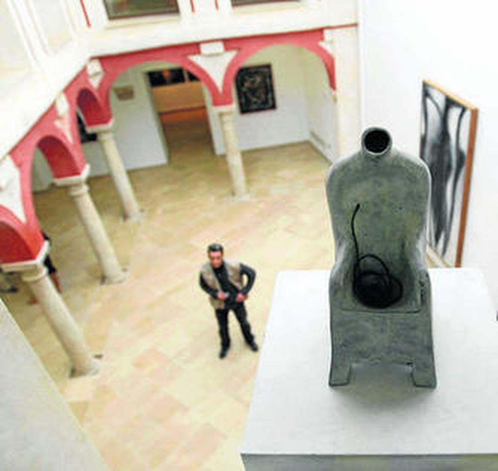 El Centro Pepe Espaliú muestra el mundo interior del artista a través de 42 obras