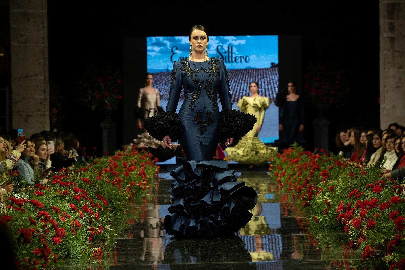 Desfile de Ernesto Sillero en la Pasarela Flamenca Jerez Tío Pepe 2023