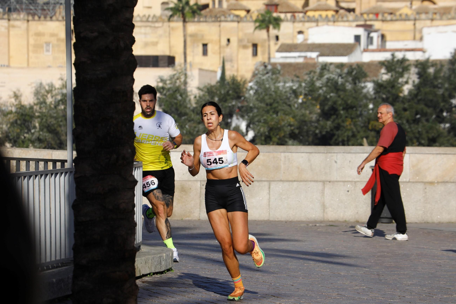 Las mejores imágenes de la carrera solidaria El cerebro no es gris contra el cáncer cerebral en Córdoba