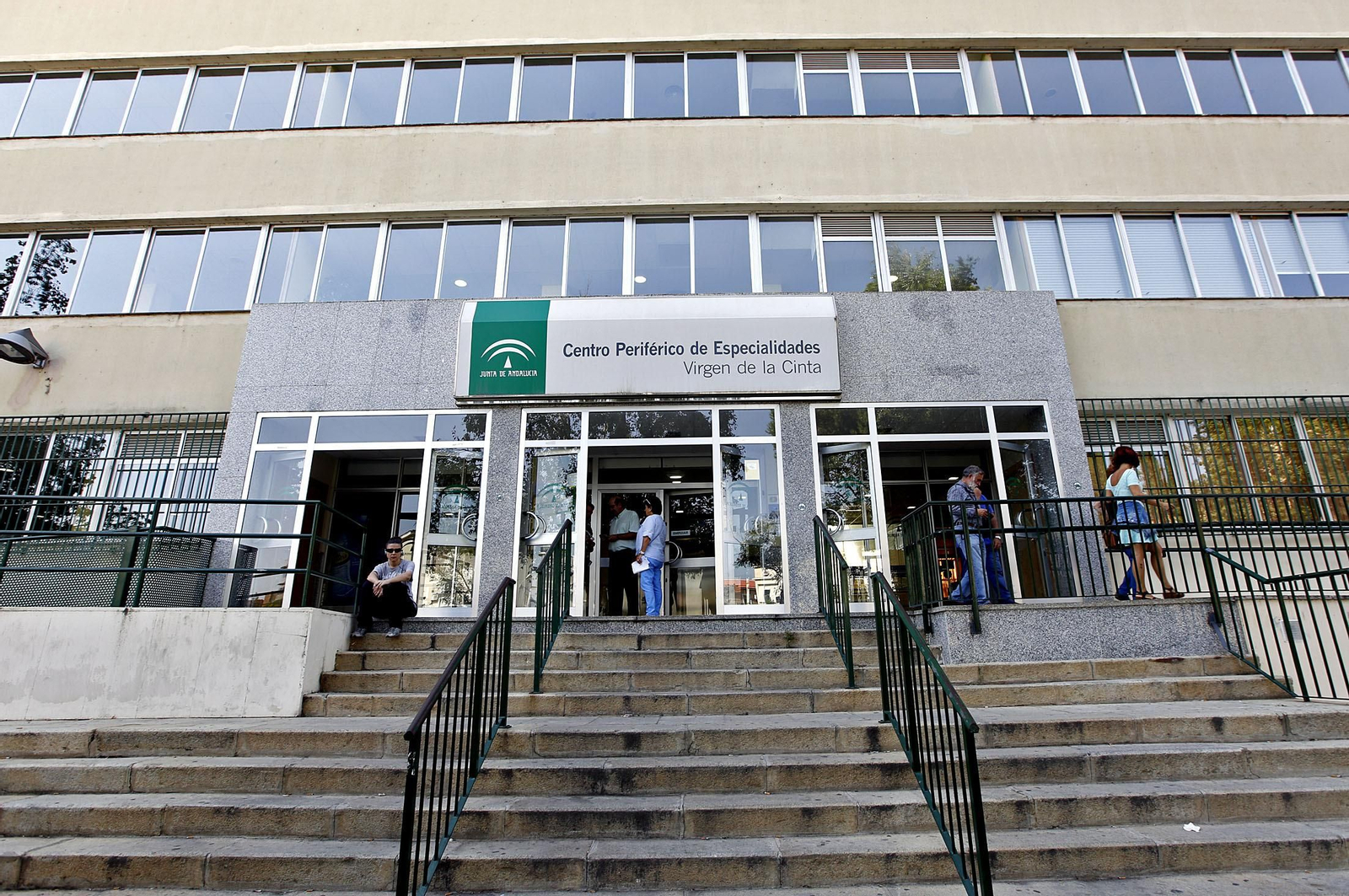 Todos los residentes temporales podrán solicitar una asignación de centro y profesional