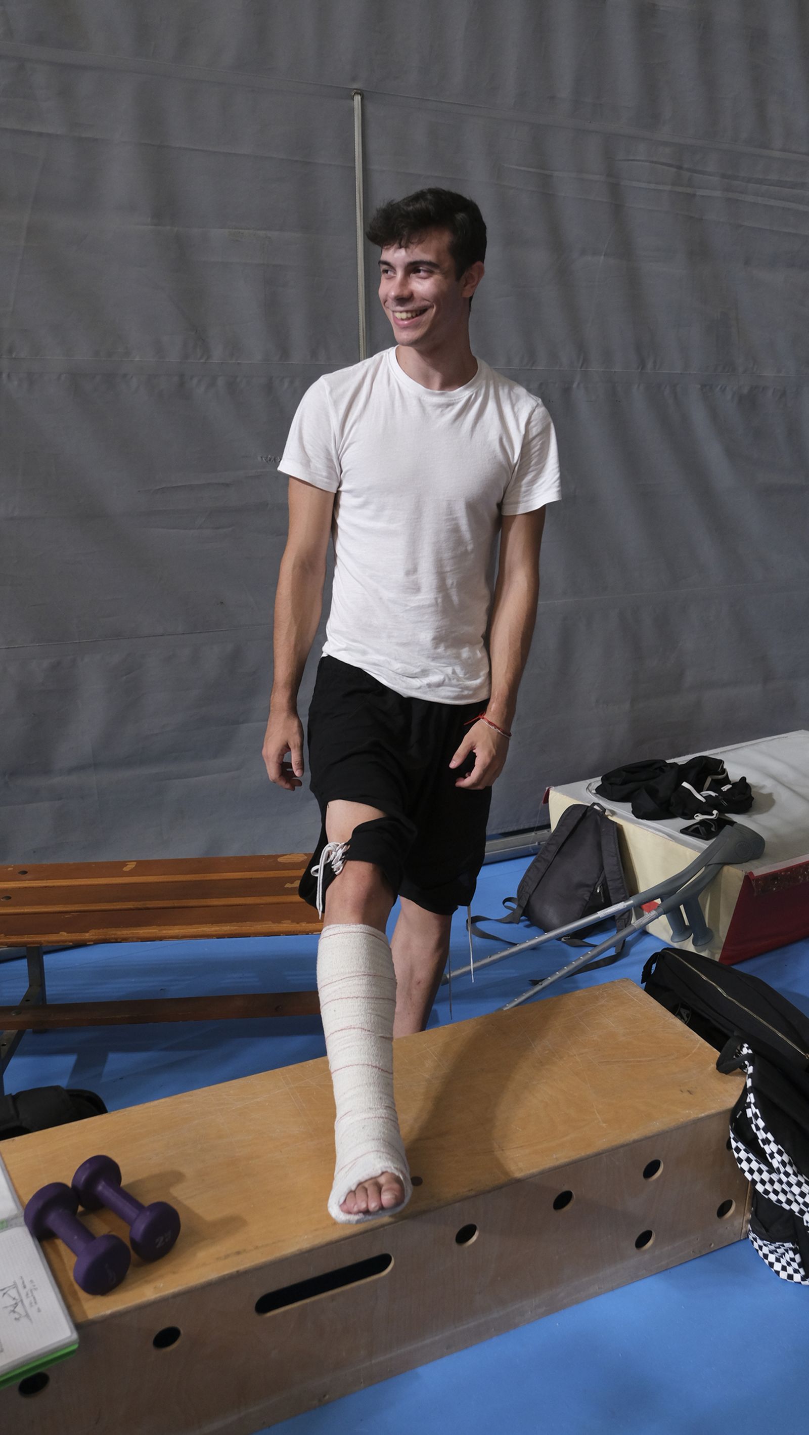 Imágenes de los entrenamientos de los gimnastas almerienses