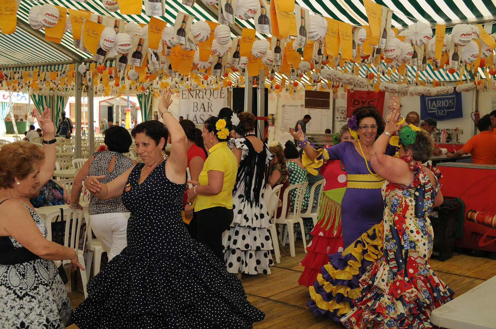 2011. A bailar.. a bailar.. a bailar....