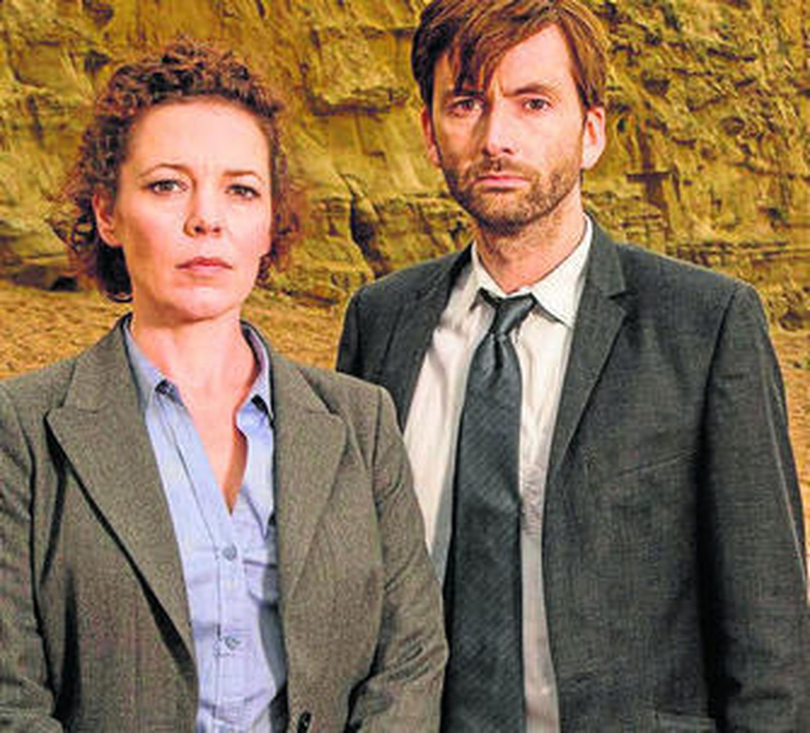 Olivia Colman y David Tennant dan vida a una pareja de detectives.