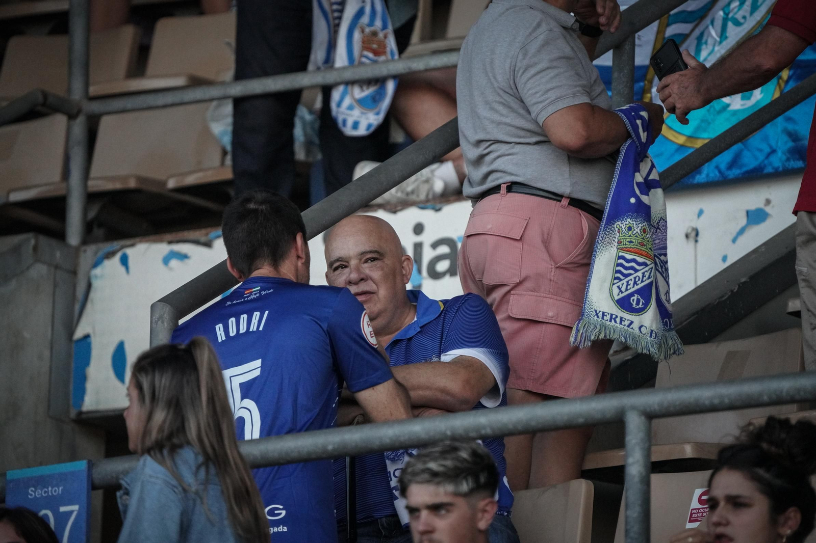 Búscate en el del partido del Xerez CD - UCAM