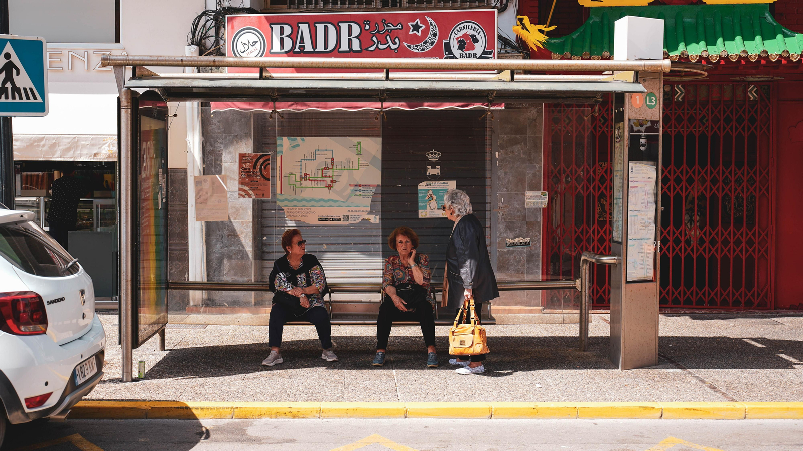 Un paseo por el centro de la Linea de la concepción, en imágenes.