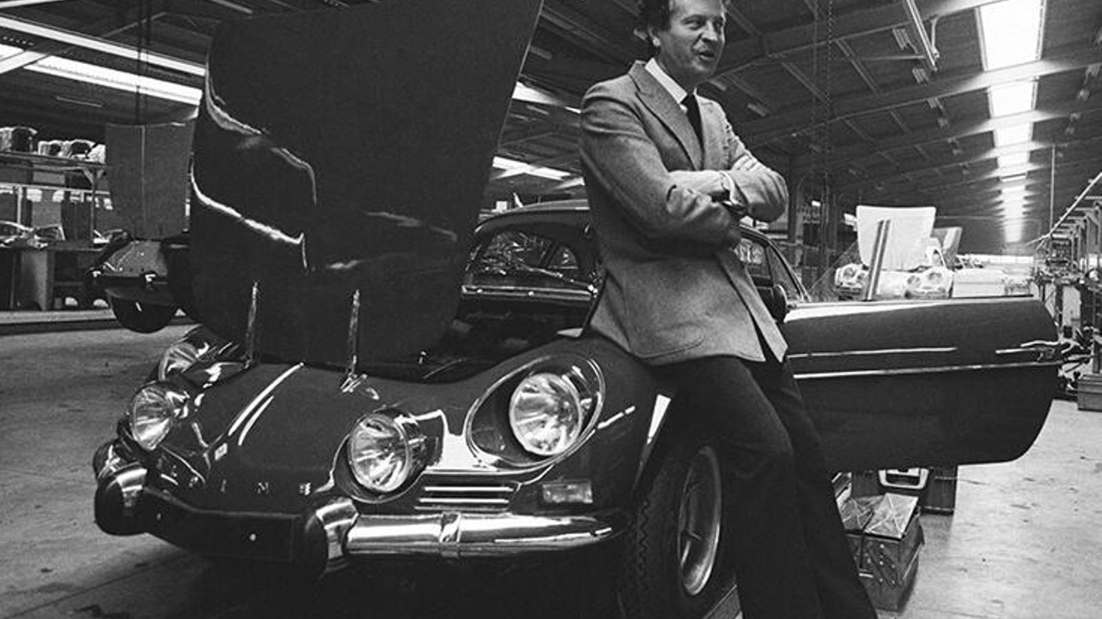 Se cumplen 100 años del nacimiento de Jean Rédélé, el creador de la marca, y Alpine lo celebra con esta serie limitada.