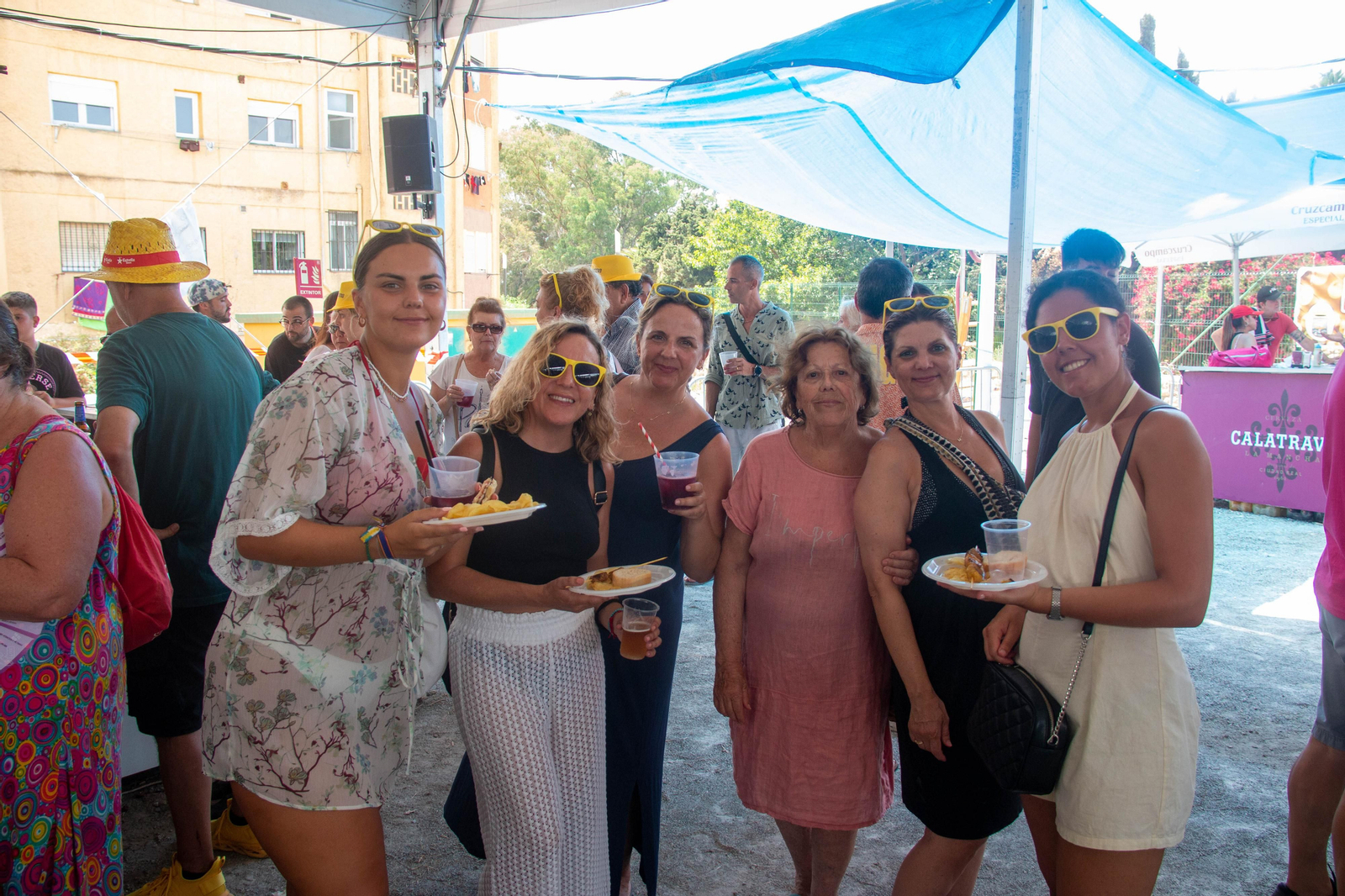¿No te has perdido el primer día de Feria de Almuñécar? ¡Búscate!