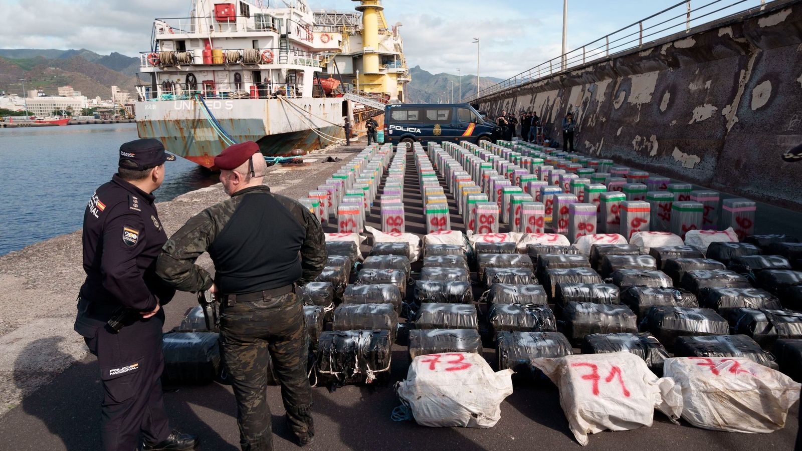 Así fue el asalto de la Policía Nacional al mercante con casi 10 toneladas de cocaína en pleno Atlántico.