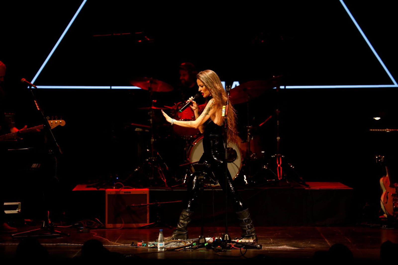 Las mejores imágenes del concierto de Vega en el Festival de la Guitarra de Córdoba