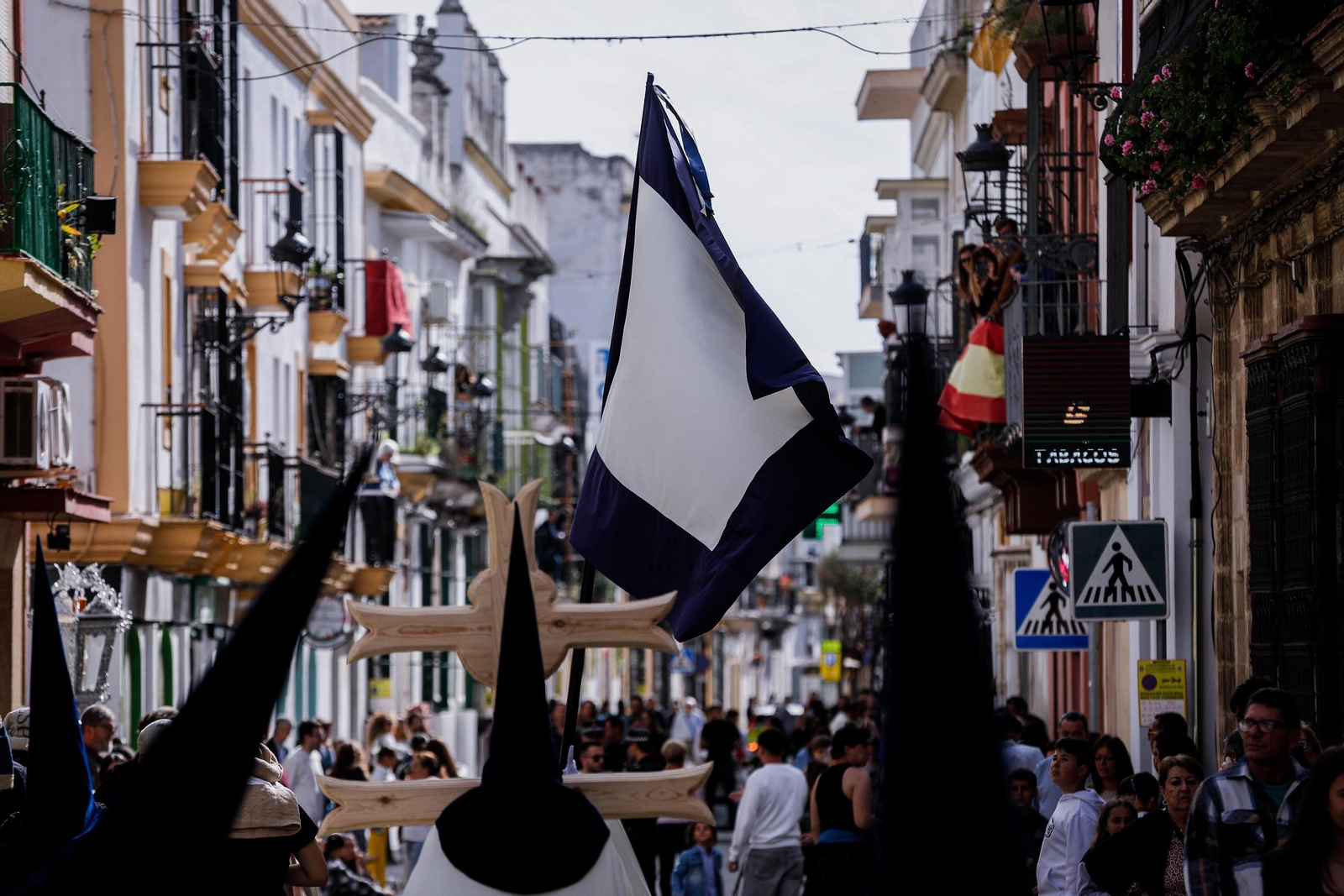 Imágenes de la salida del Predimiento en la Semana Santa de El Puerto 2025
