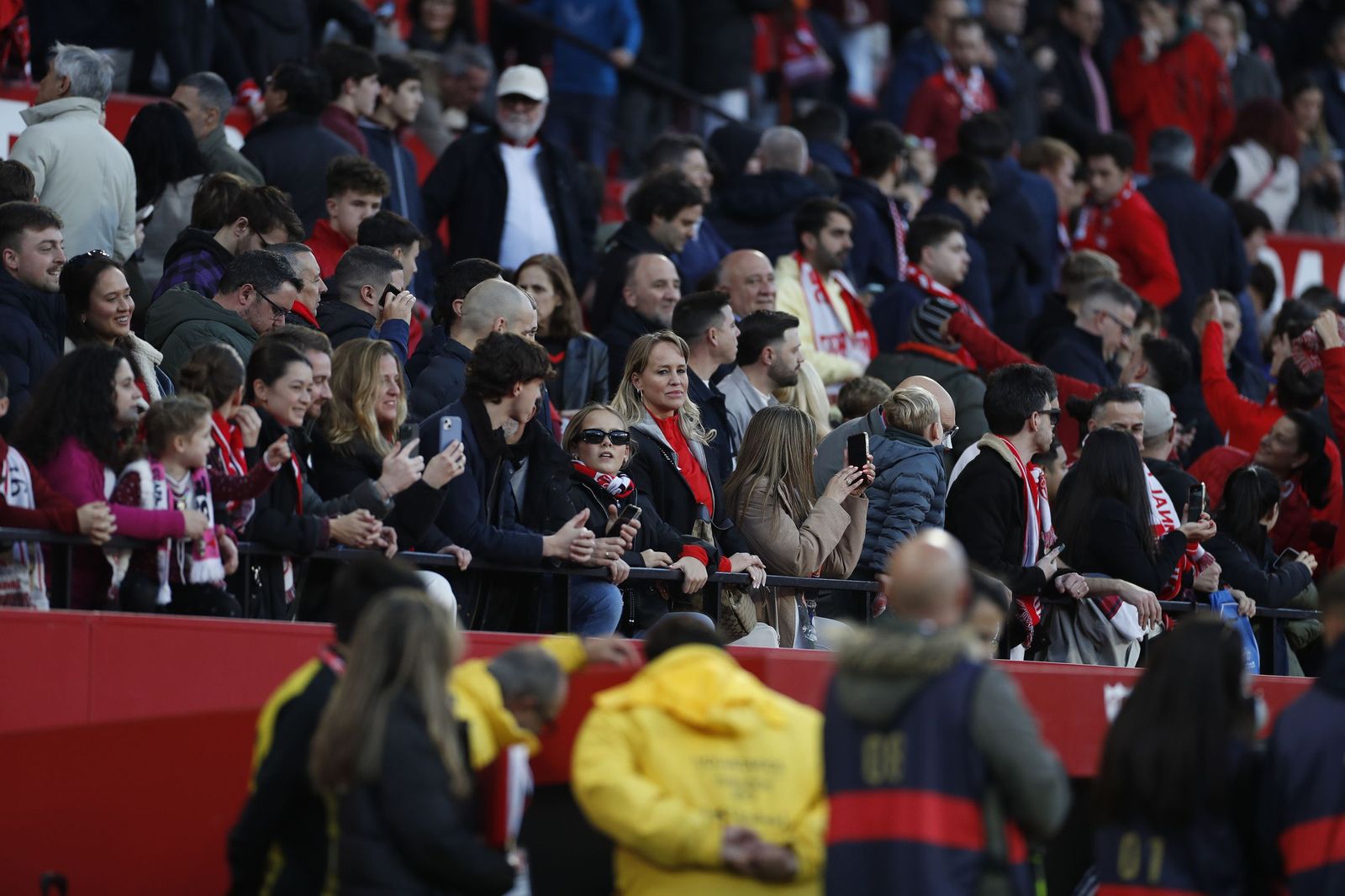 Búscate en las fotos del Sevilla FC - Alavés