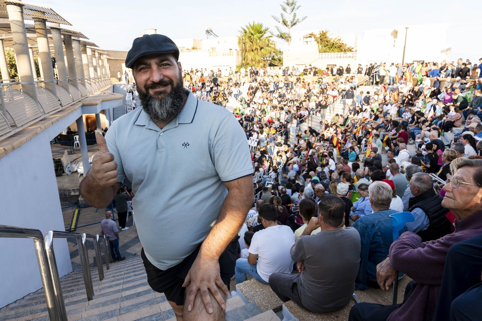 Las imágenes del mitin de Vox con Santiago Abascal y Manuel Gavira en ...