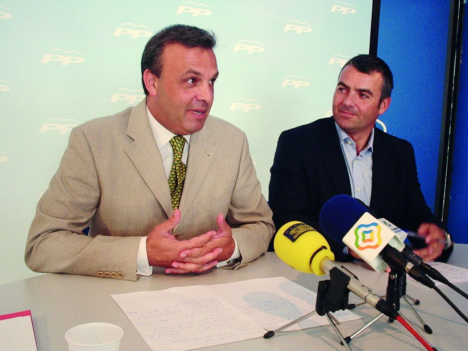 Ricardo Galeote (izquierda) junto a Ignacio Mena.