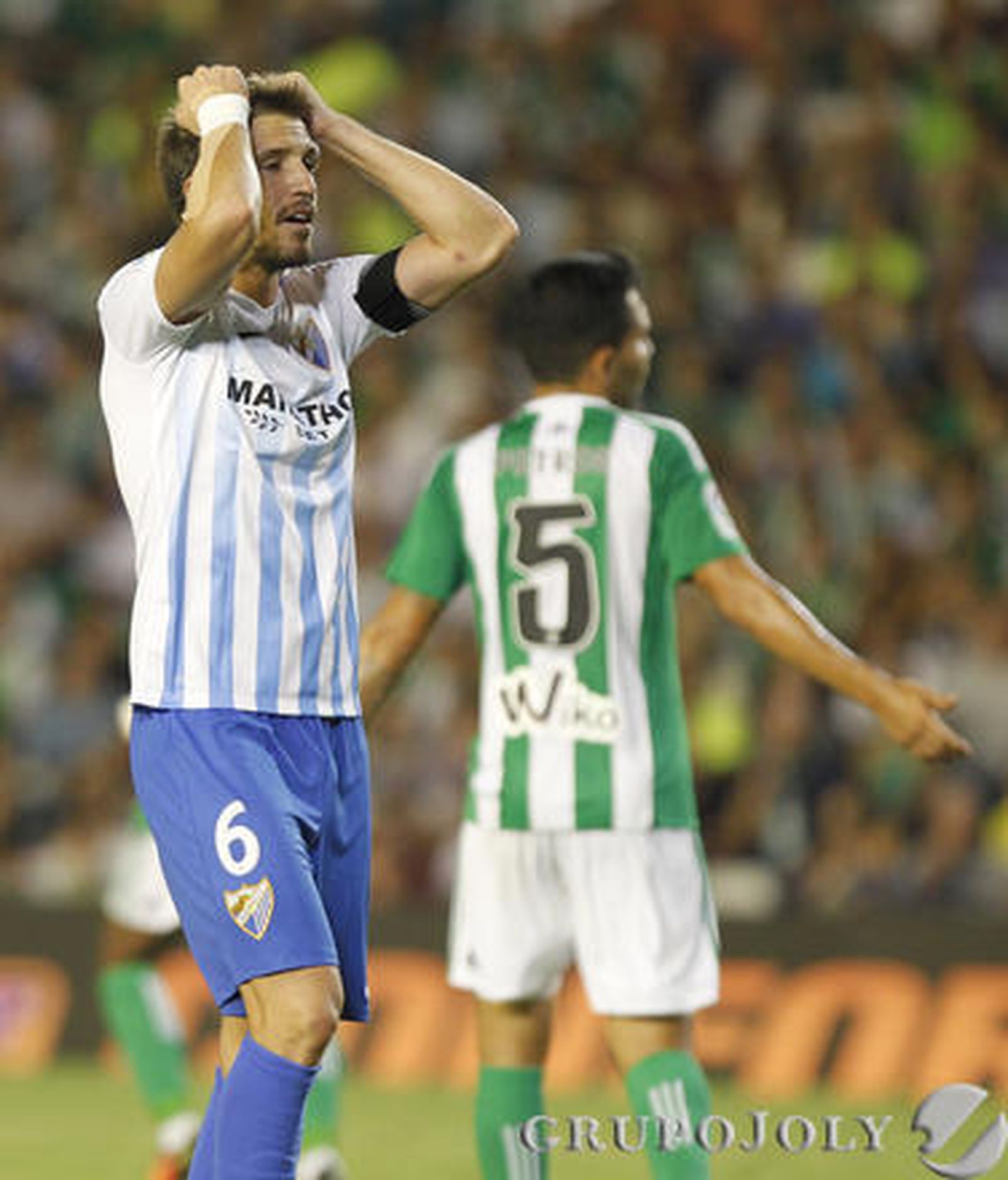 Con las costuras abiertas (1-0)