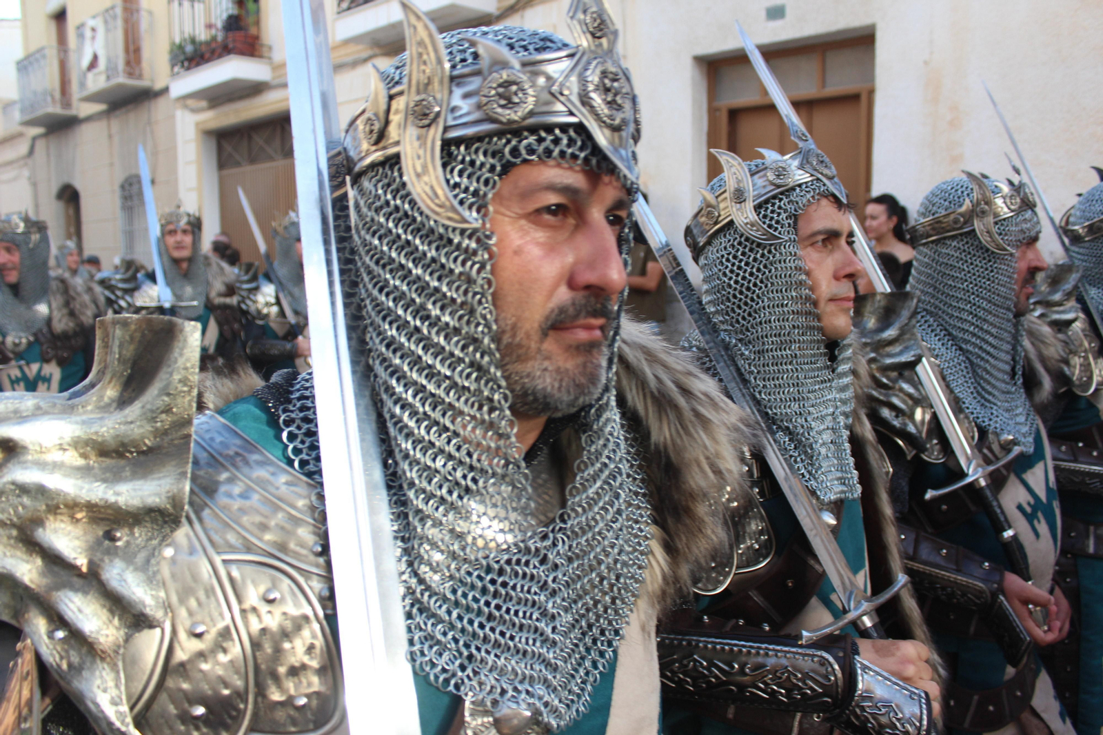 El desfile de Moros y Cristianos de Vera, en imágenes