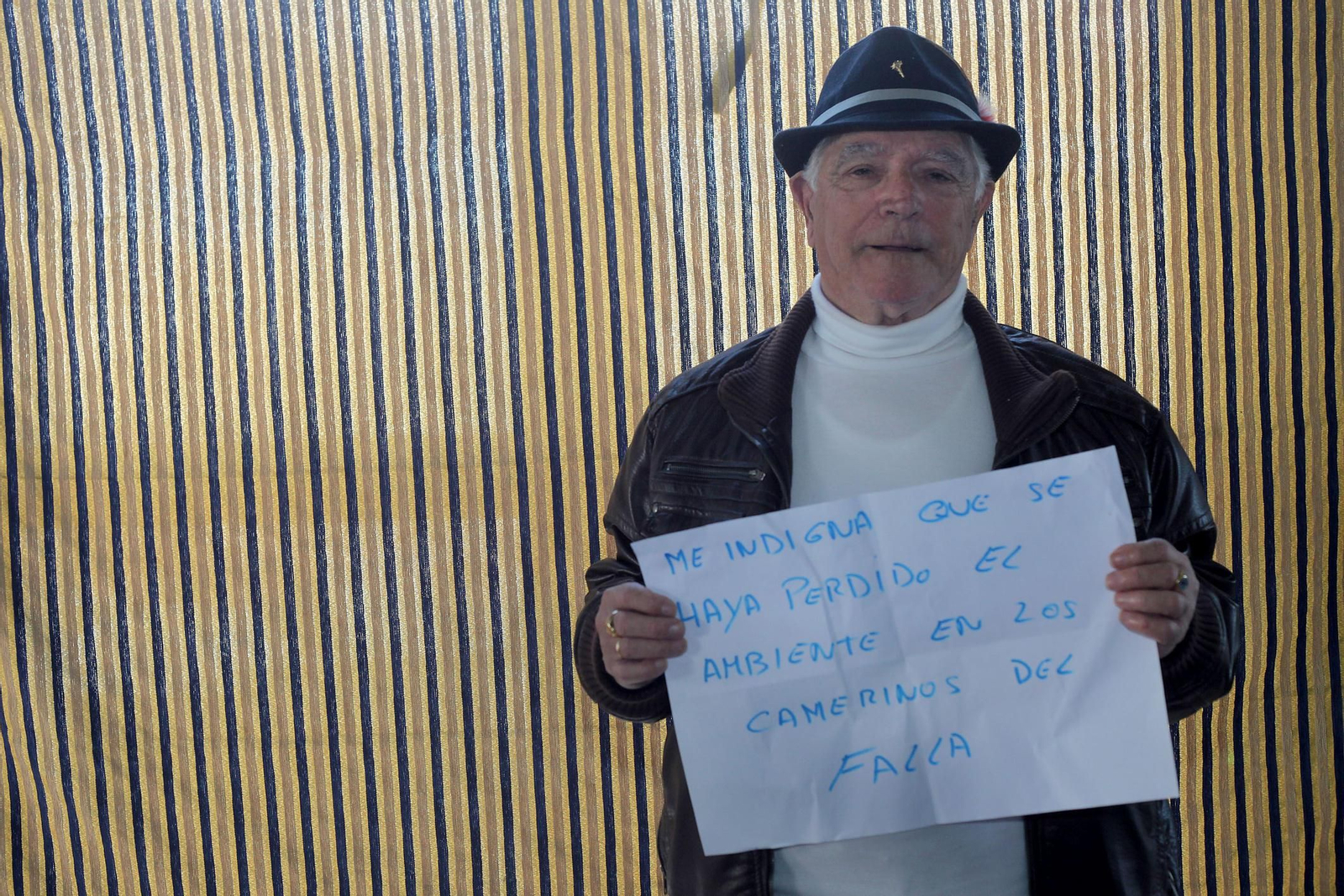 Manuel Rodríguez Cantero, El Joti, en una contraportada de 'Diario del Carnaval'.