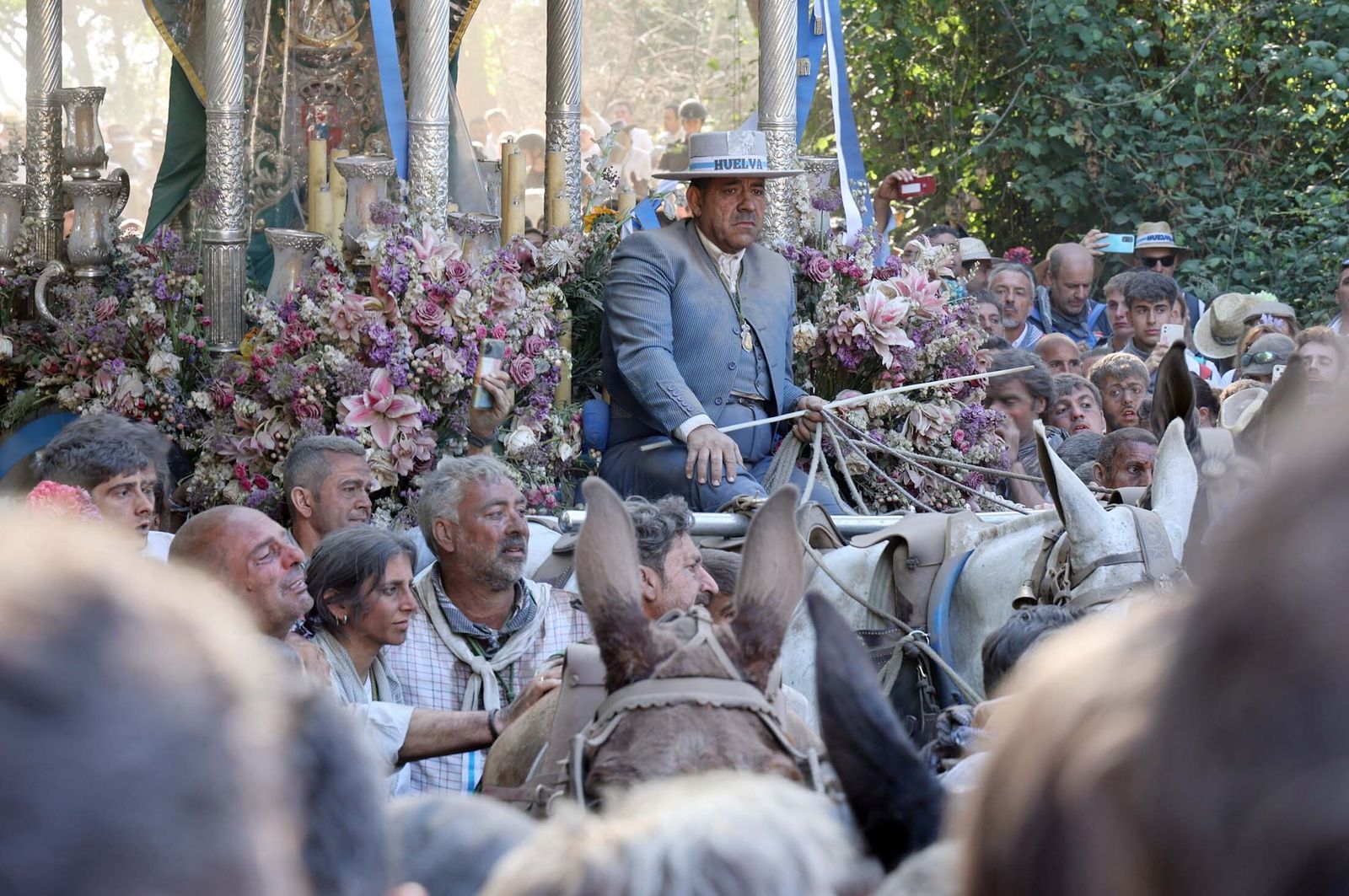 Las mejores imágenes de la Hermandad del Rocío de Huelva en el camino hacia El Rocío