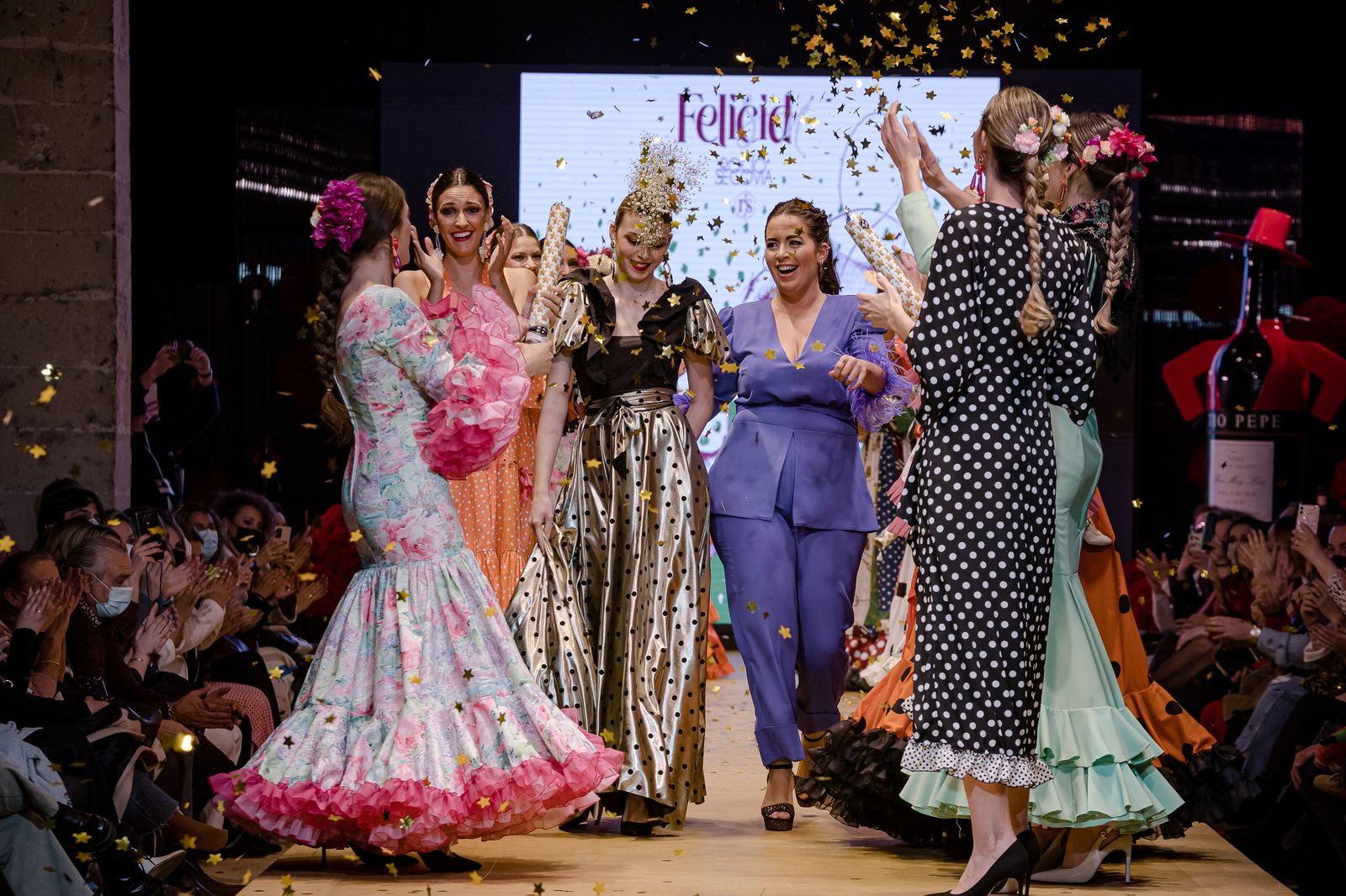El desfile de Rocío Segovia en la Pasarela Flamenca de Jerez, todas las fotos