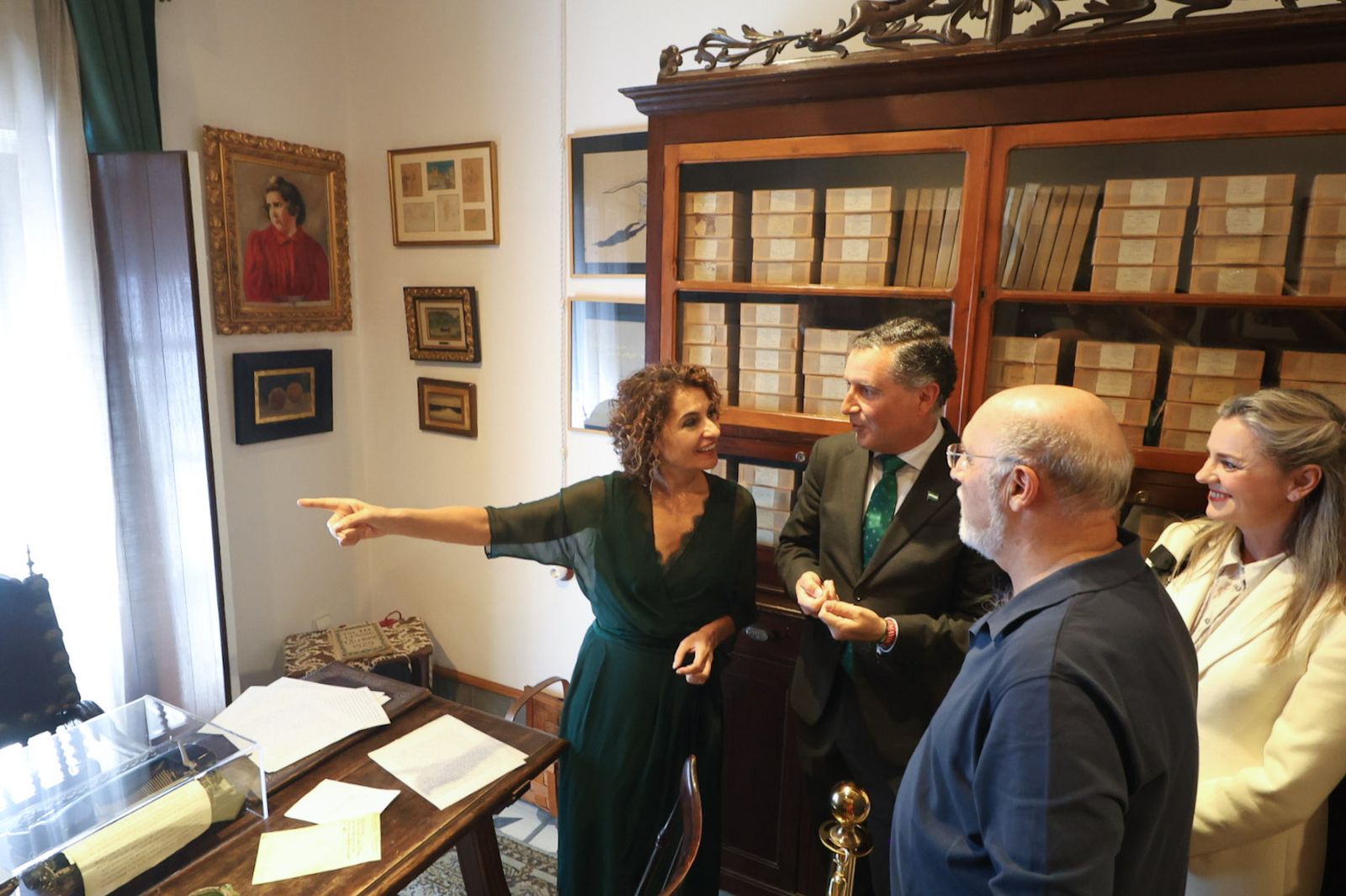 Fotos de la visita de María Jesús Montero a la Casa Museo Zenobia y Juan Ramón Jiménez