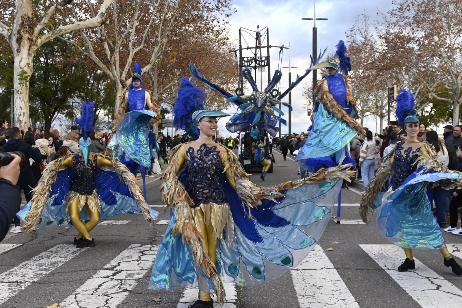 Así son las carrozas y pasacalles de la Cabalgata de Reyes Magos de Córdoba, en imágenes
