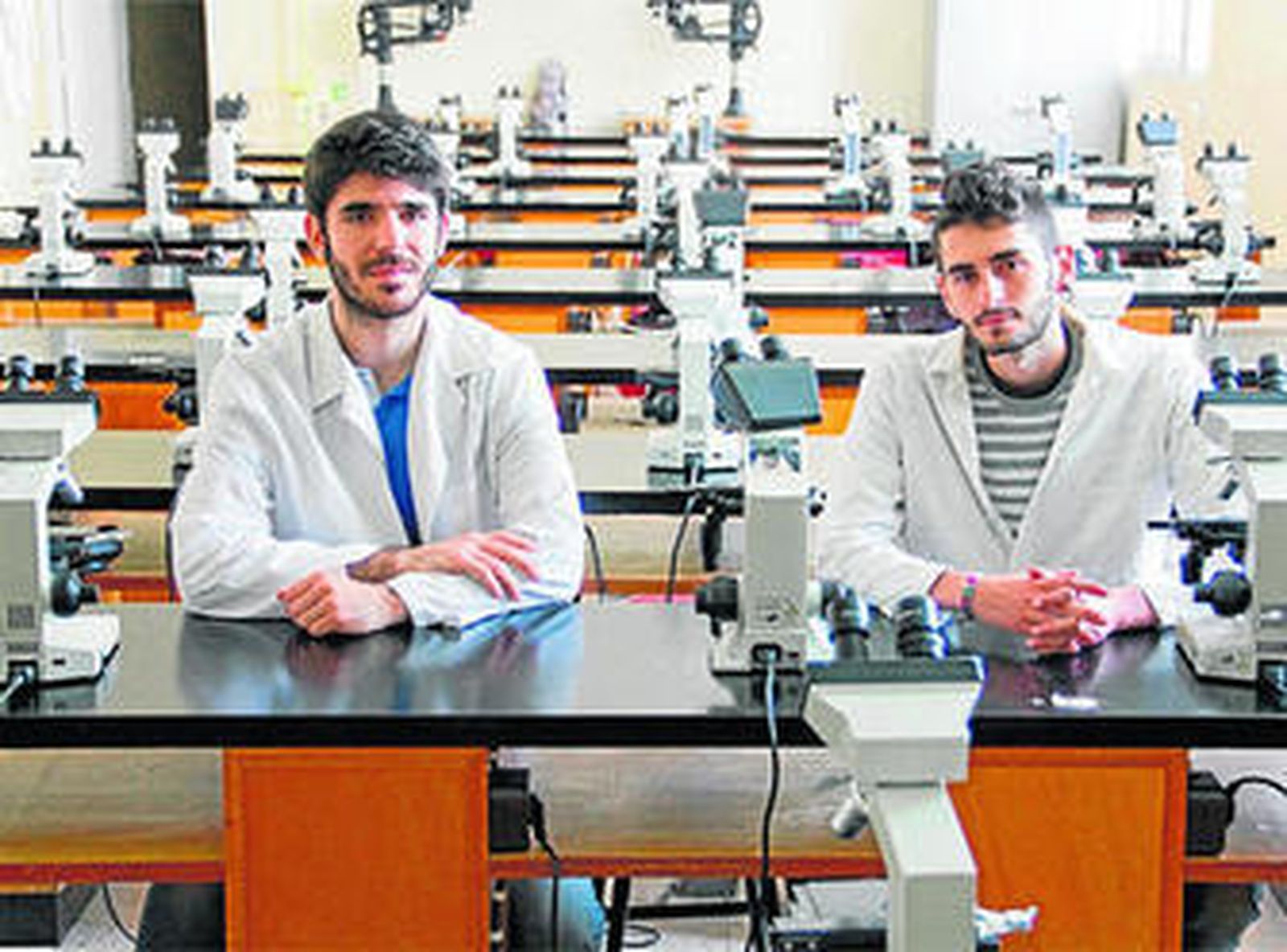Álvaro Ponce y David González, dos de los estudiantes que han lanzado el proyecto.